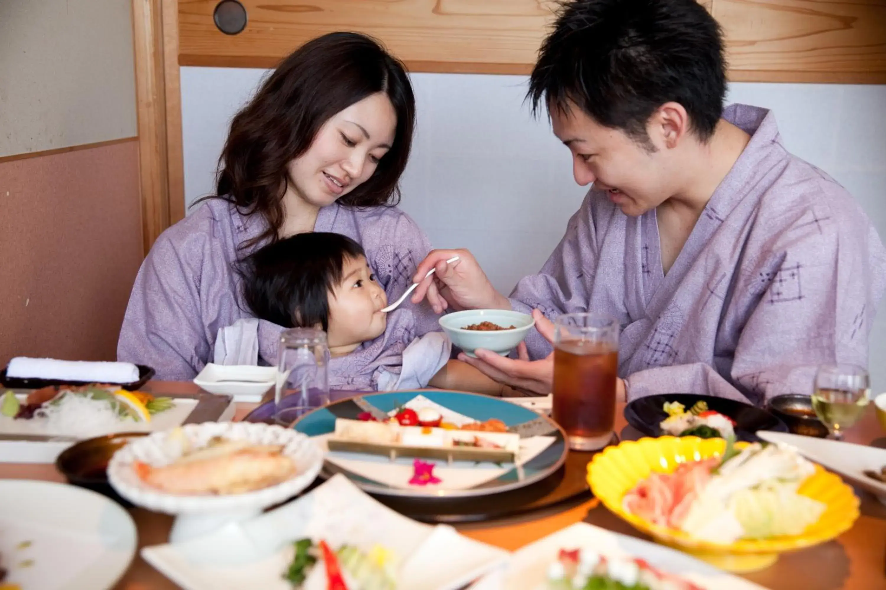 Food and drinks, Family in Tenku Yubo Seikaiso