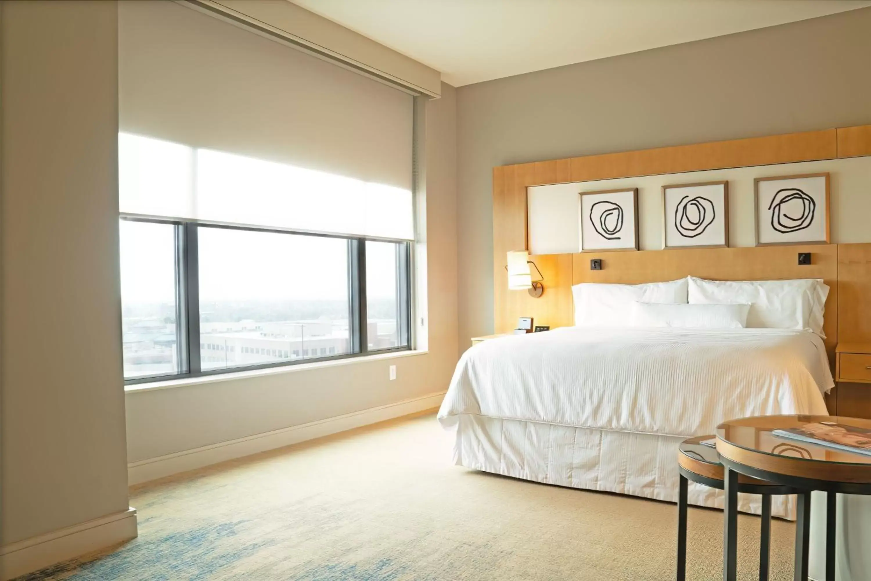 Photo of the whole room, Bed in The Westin at The Woodlands