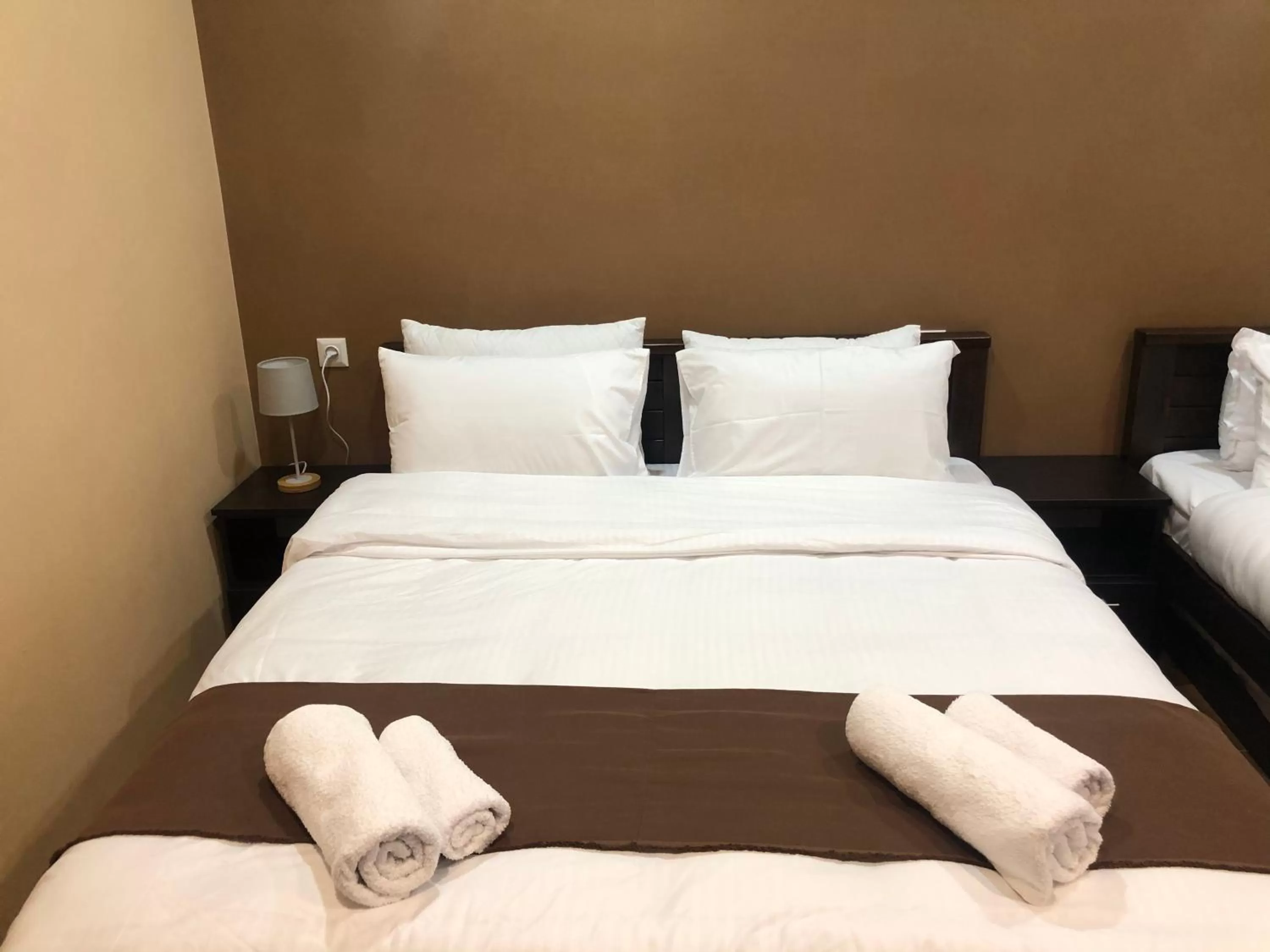 Bed in Borjomi Yellow Hotel