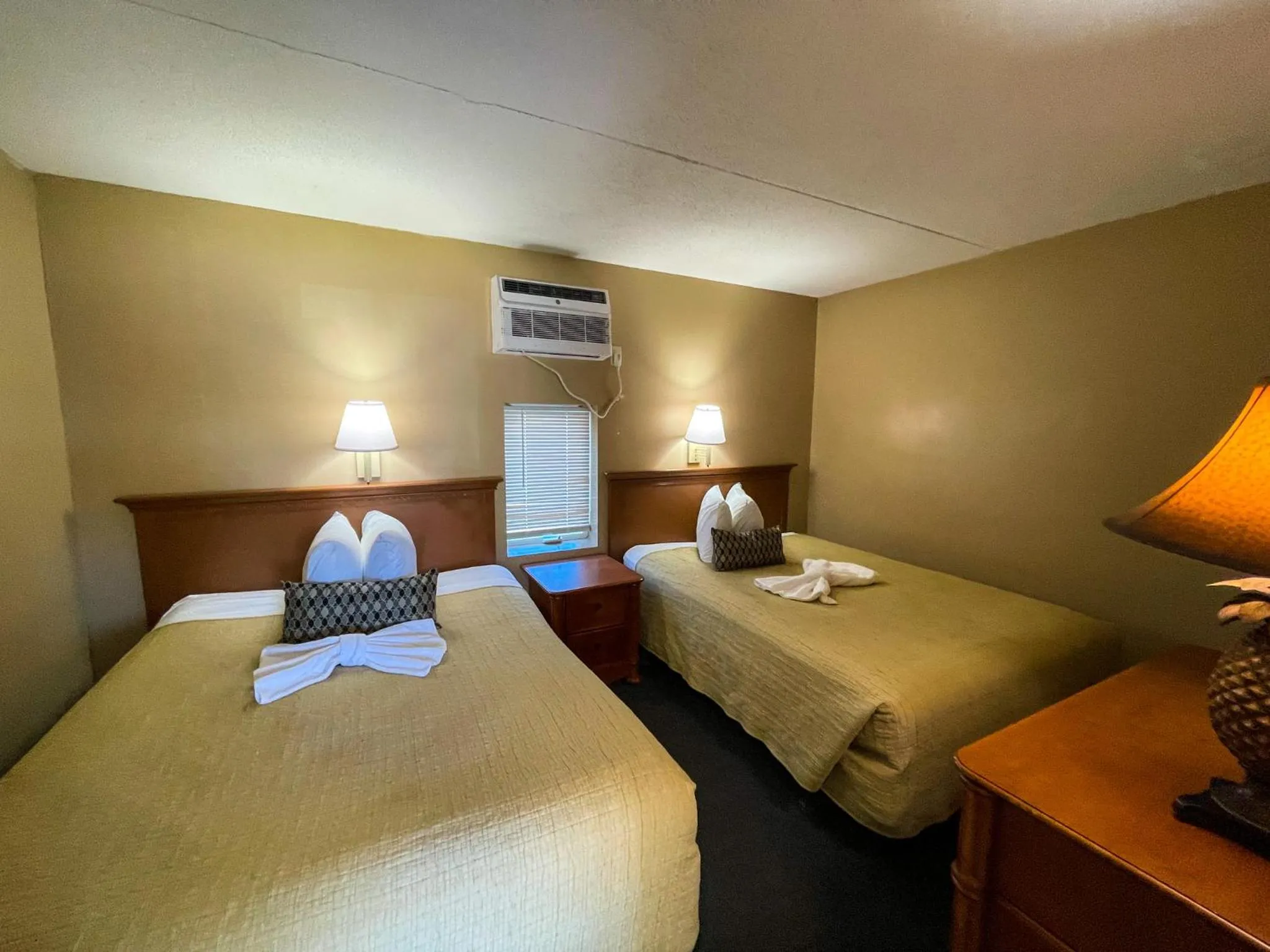 Oceanfront Viking Motel