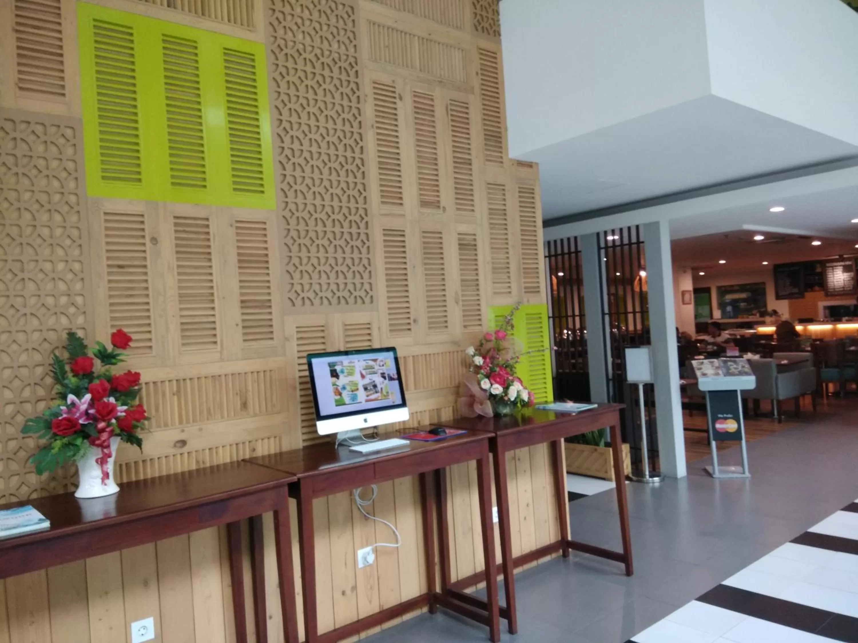 Lobby or reception in MaxoneHotels at Kramat