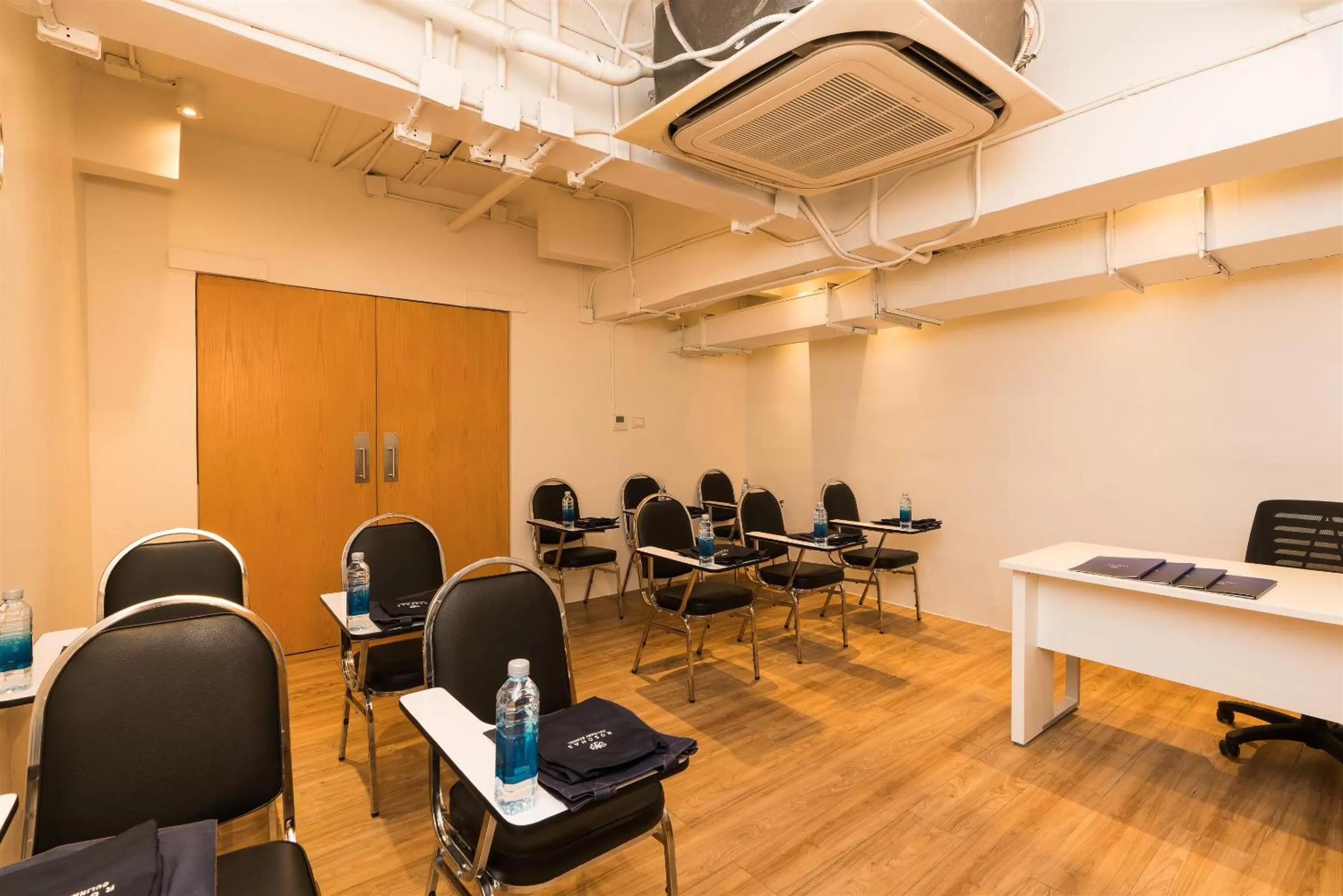 Activities in Akara Hotel