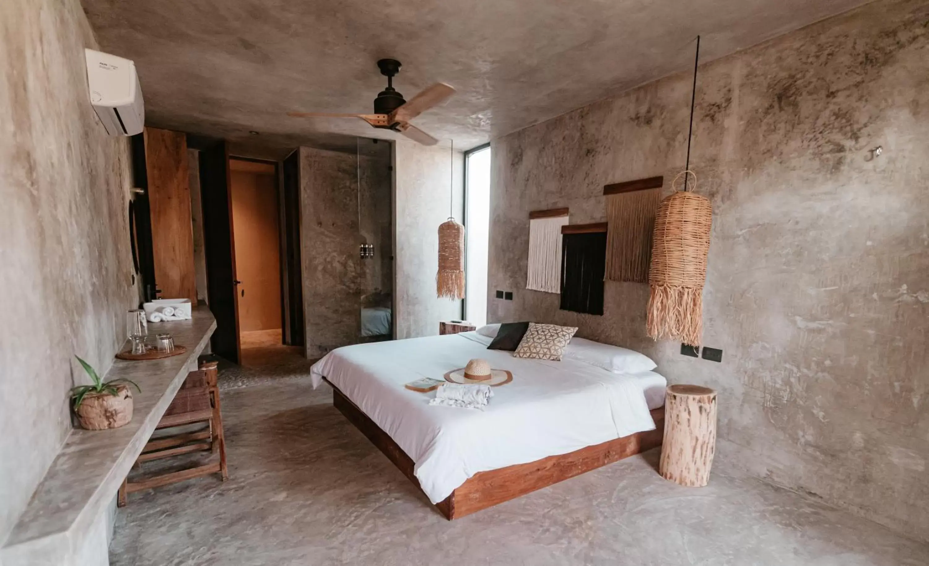 Bedroom, Bed in DOS MARES Pool Club Boutique Hotel