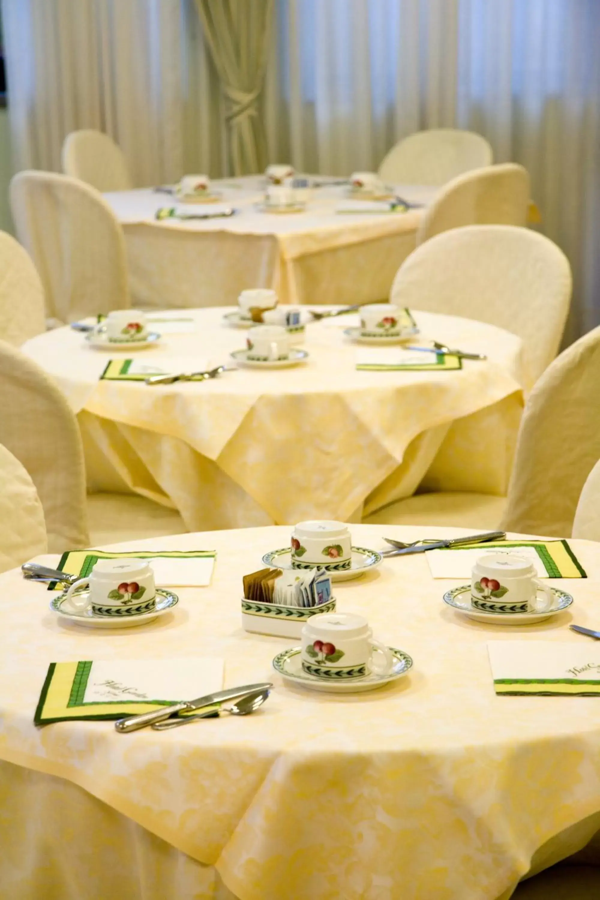 Banquet/Function facilities, Restaurant/Places to Eat in Hotel Garden