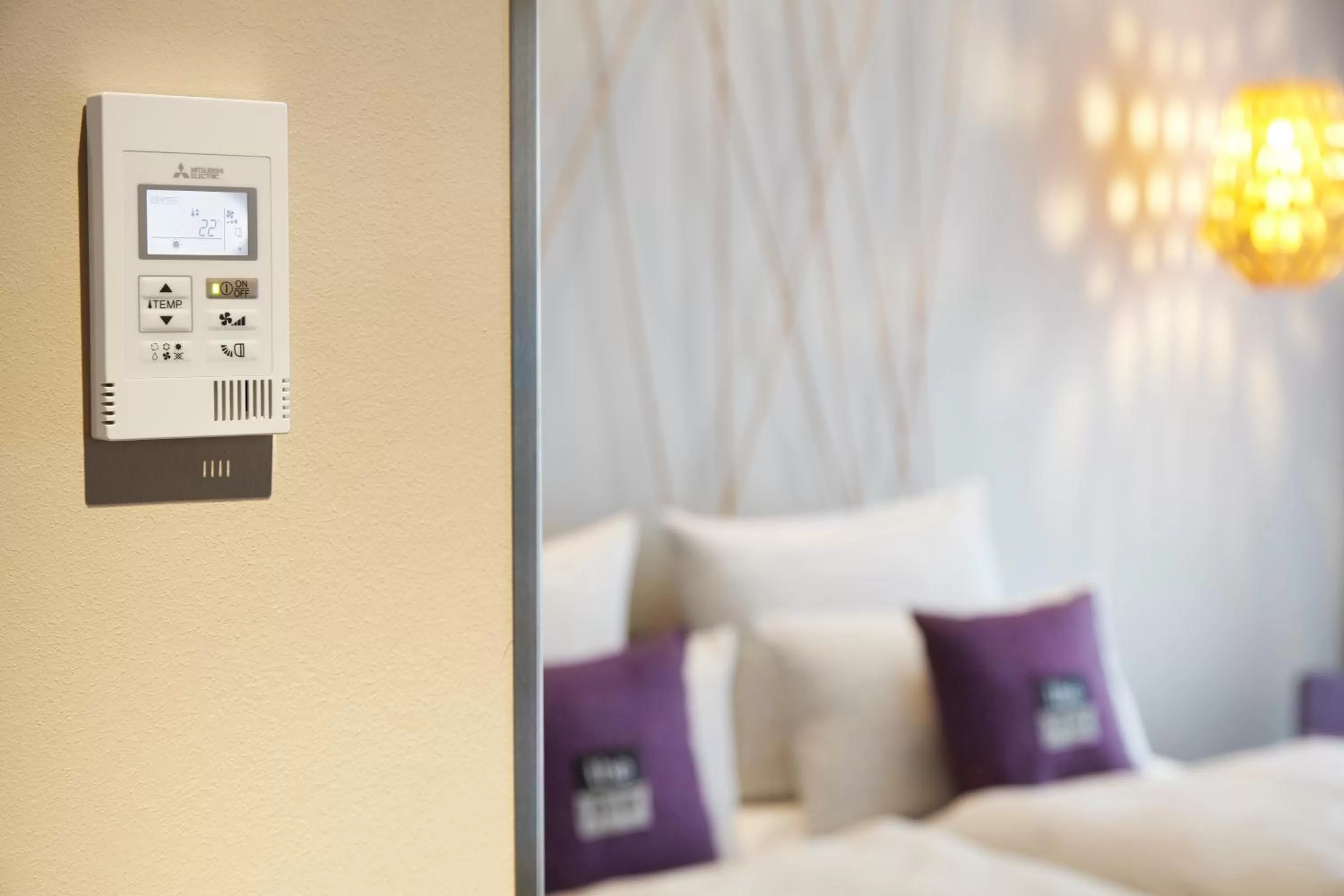 Other, Bed in Holiday Inn - the niu, Air Frankfurt Messe by IHG