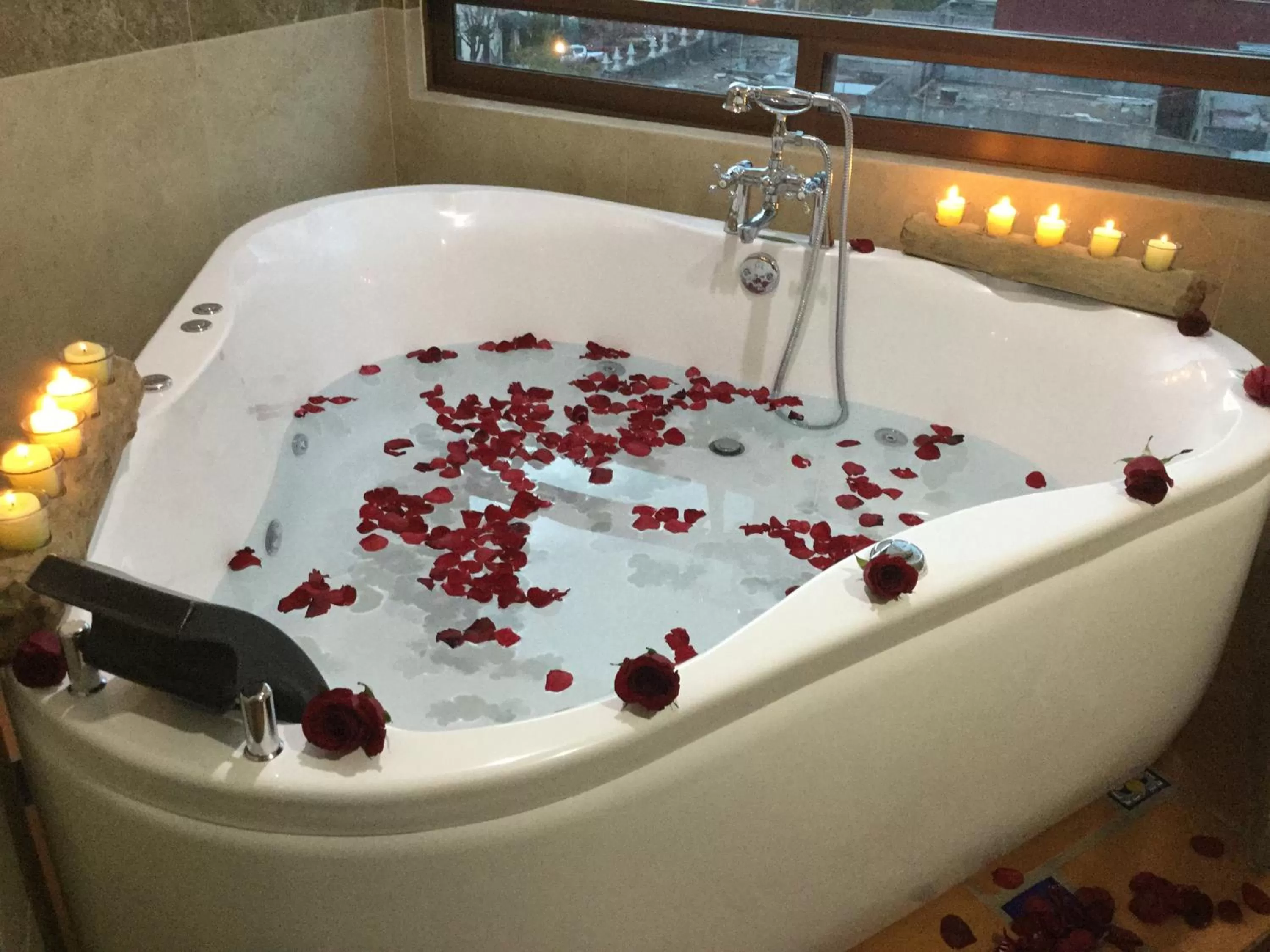 Hot Tub in Casona Maria