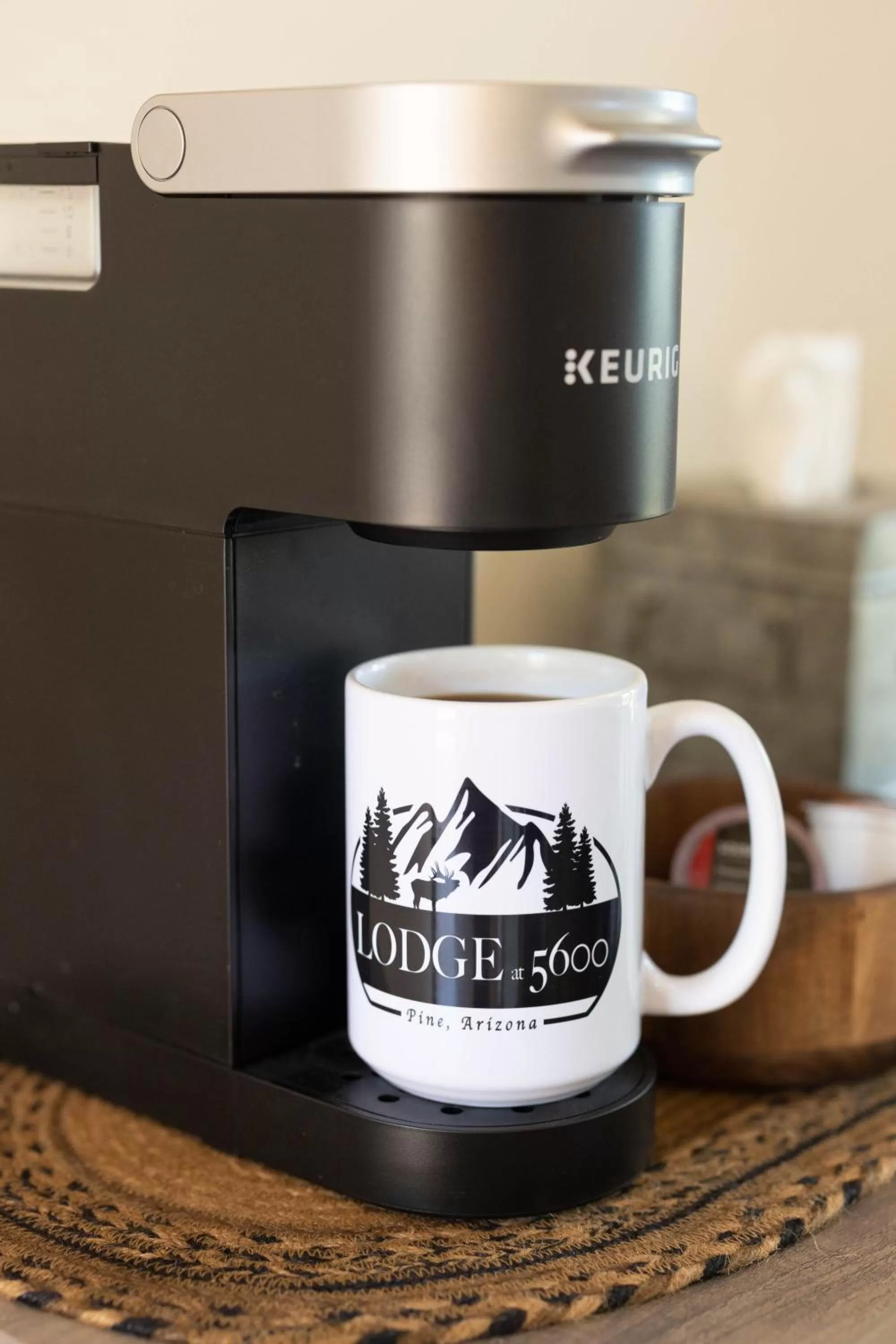 Coffee/tea facilities in Lodge at 5600