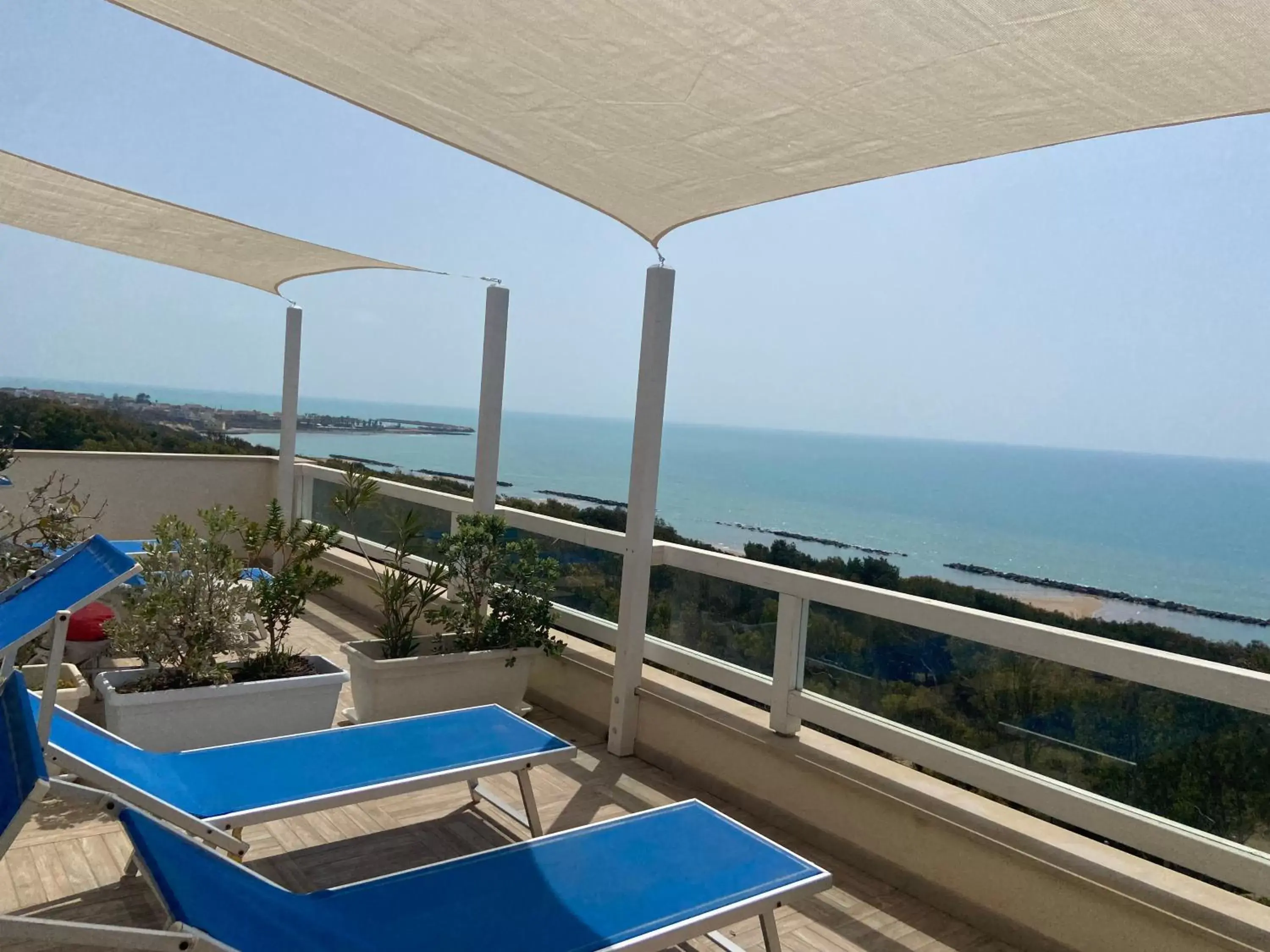 Balcony/Terrace, Pool View in Locazione Turistica Il Tucano