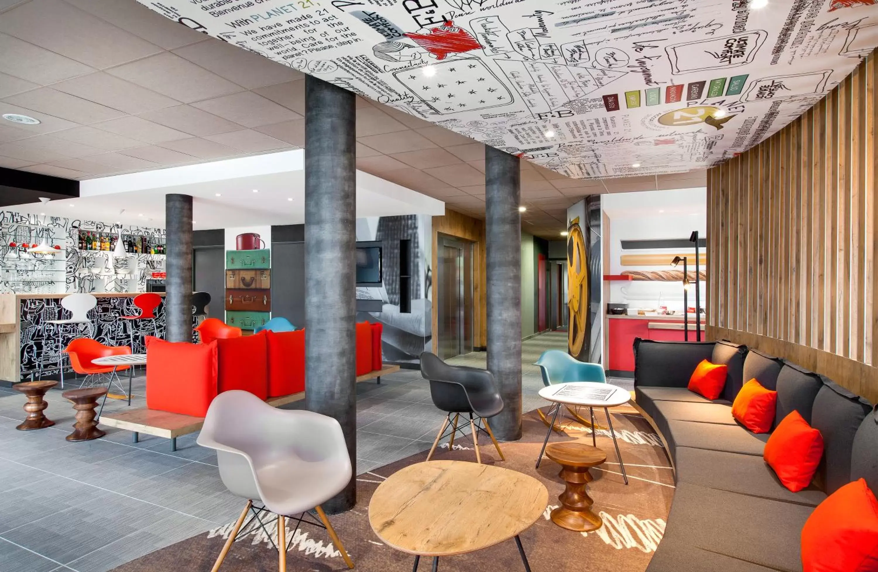 Living room in ibis Clermont Ferrand Nord Riom Living room in ibis Clermont Ferrand Nord Riom