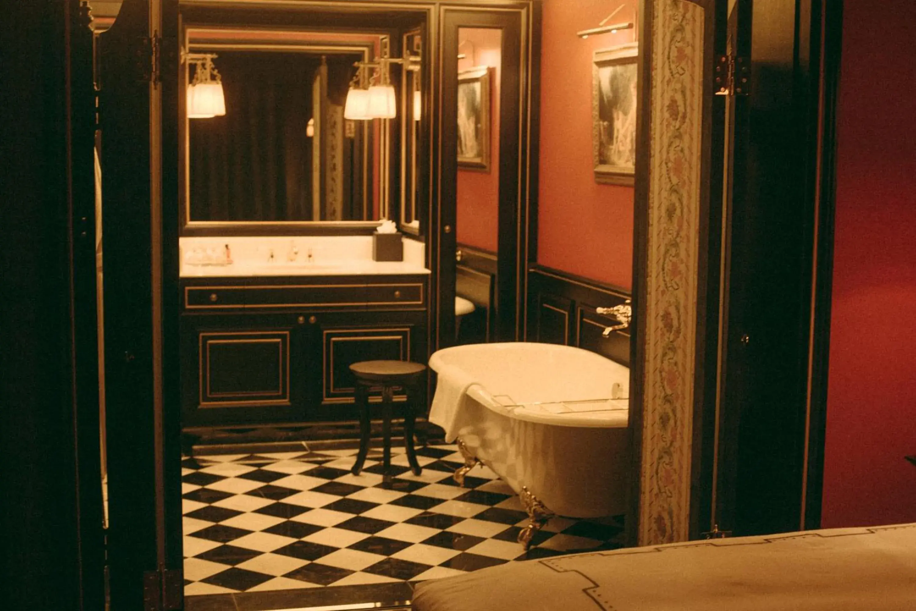 Bathroom in L'Escape Hotel
