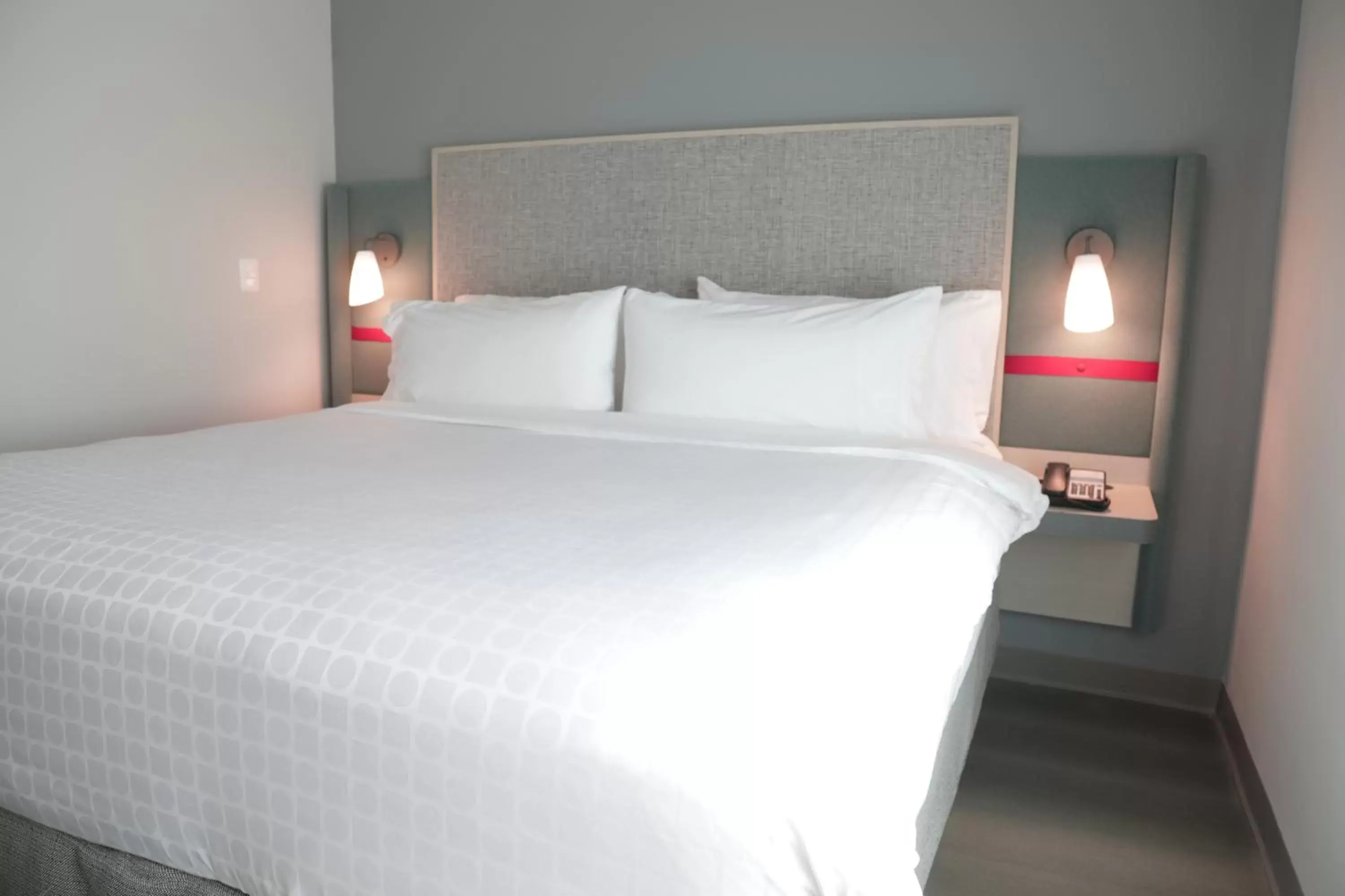Bed in avid hotel - Fresnillo by IHG Bed in avid hotel - Fresnillo by IHG