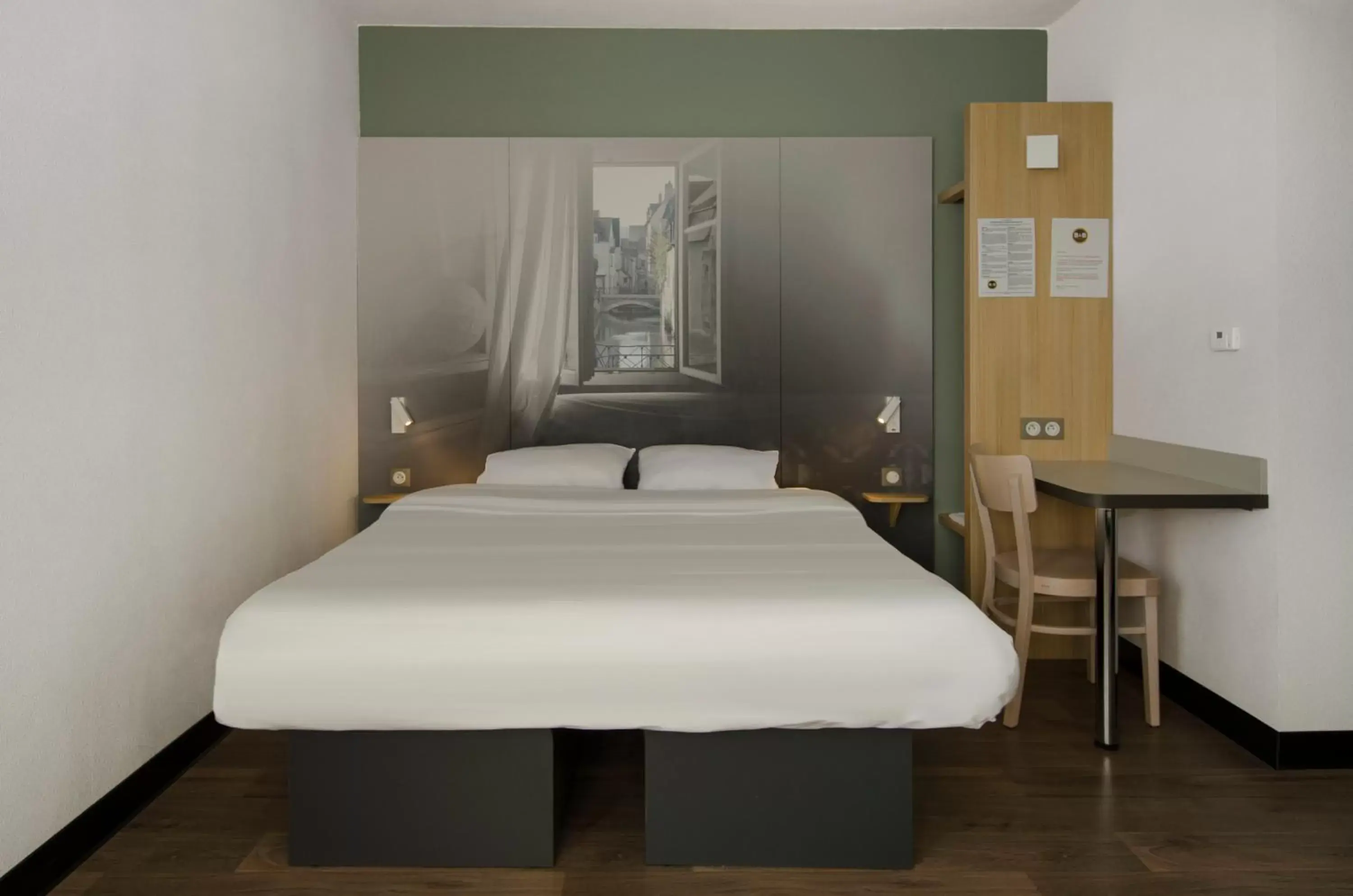 Bedroom, Bed in B&B HOTEL Montargis-Amilly