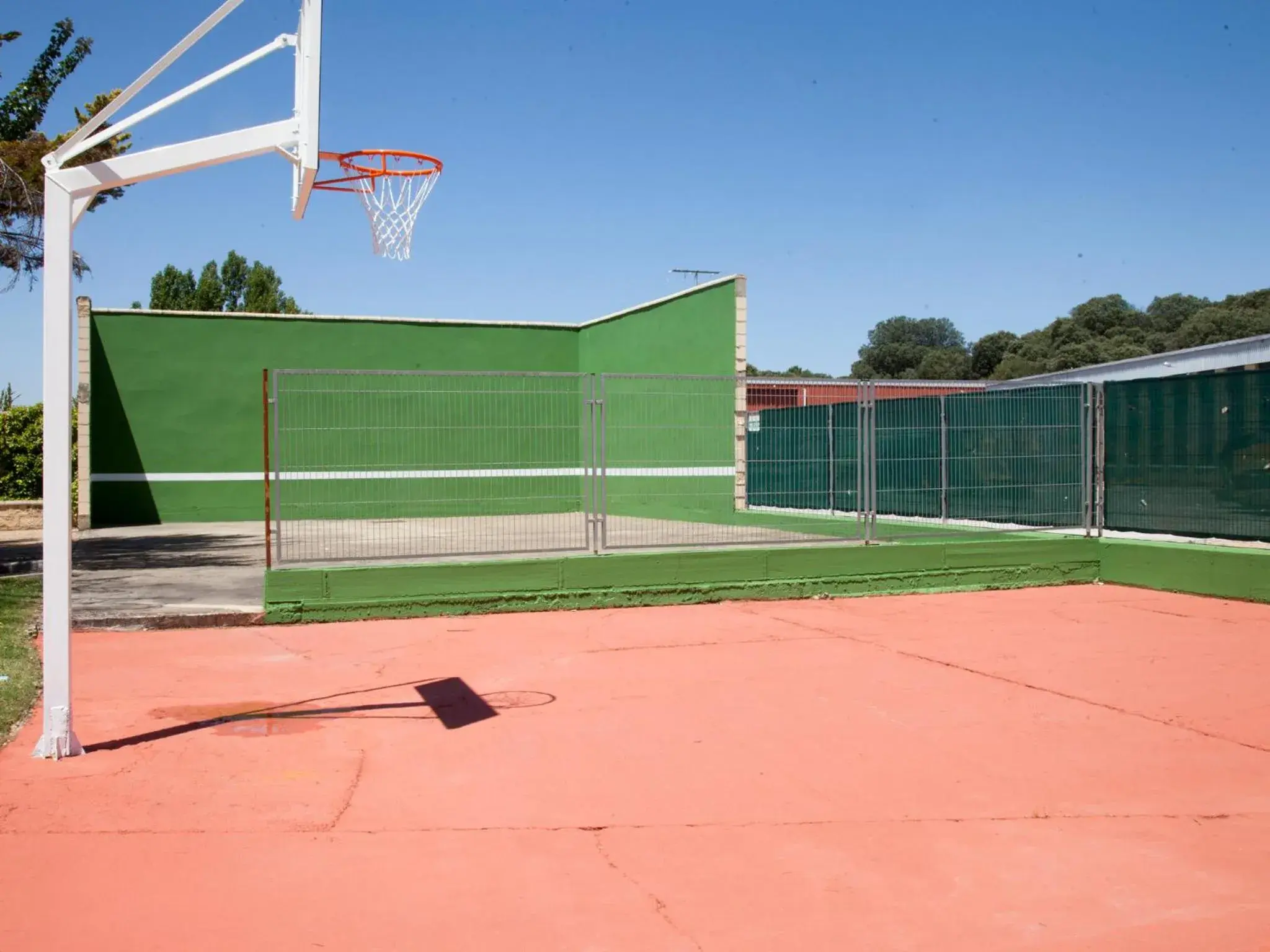Children play ground, Tennis/Squash in Hotel Restaurante Cadosa