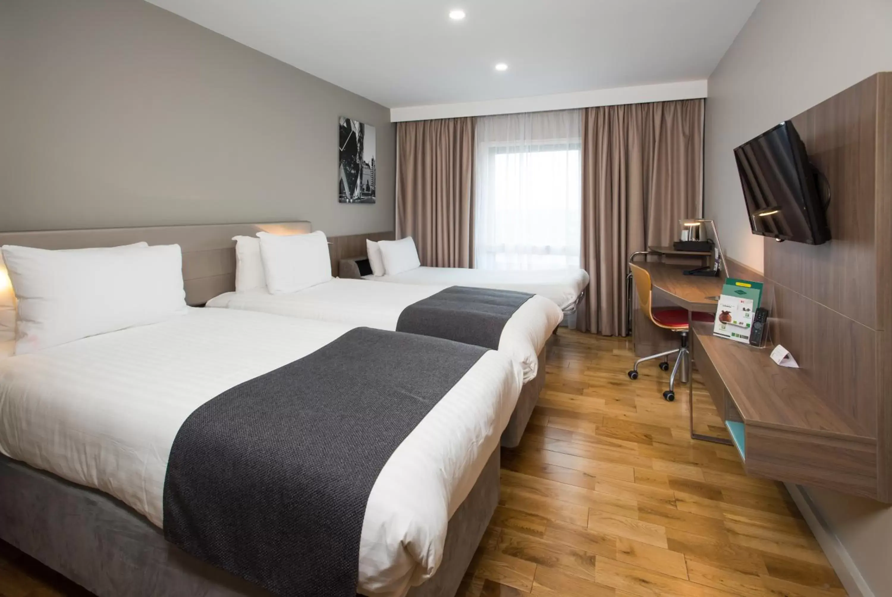 Other, Bed in Holiday Inn London West by IHG Other, Bed in Holiday Inn London West by IHG