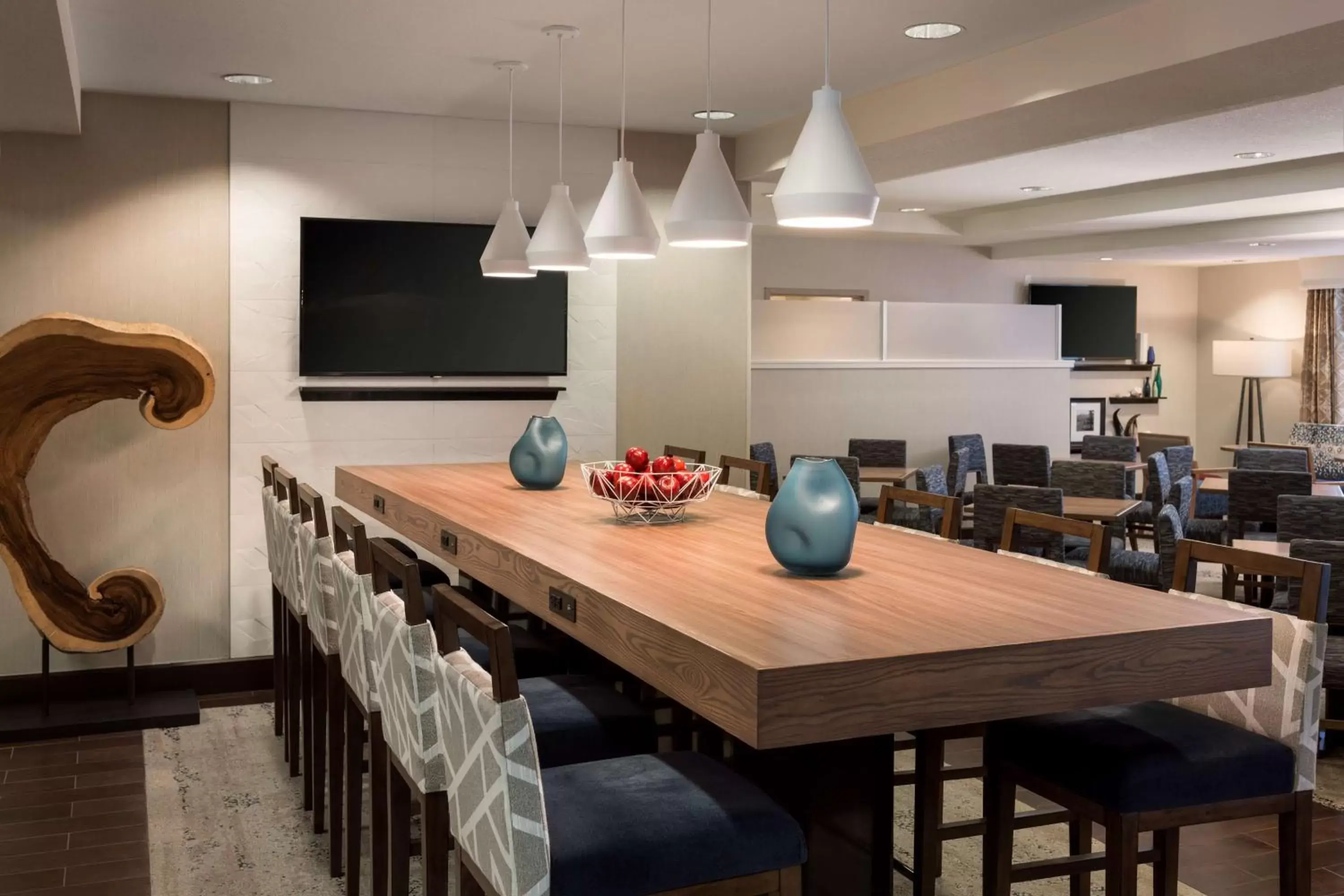 Lobby or reception, Dining Area in Hampton Inn Denver-West/Golden