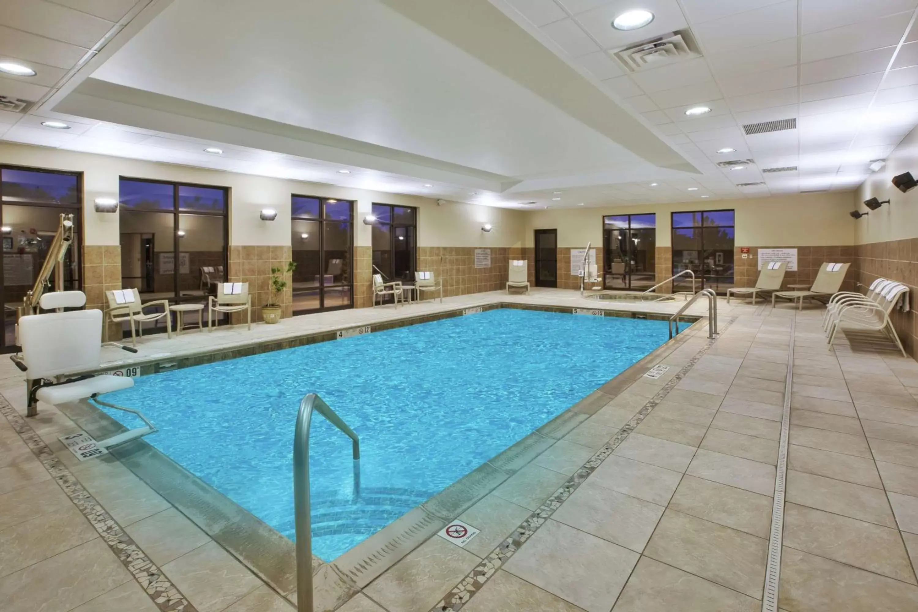 Pool view, Swimming Pool in Hampton Inn Brockport