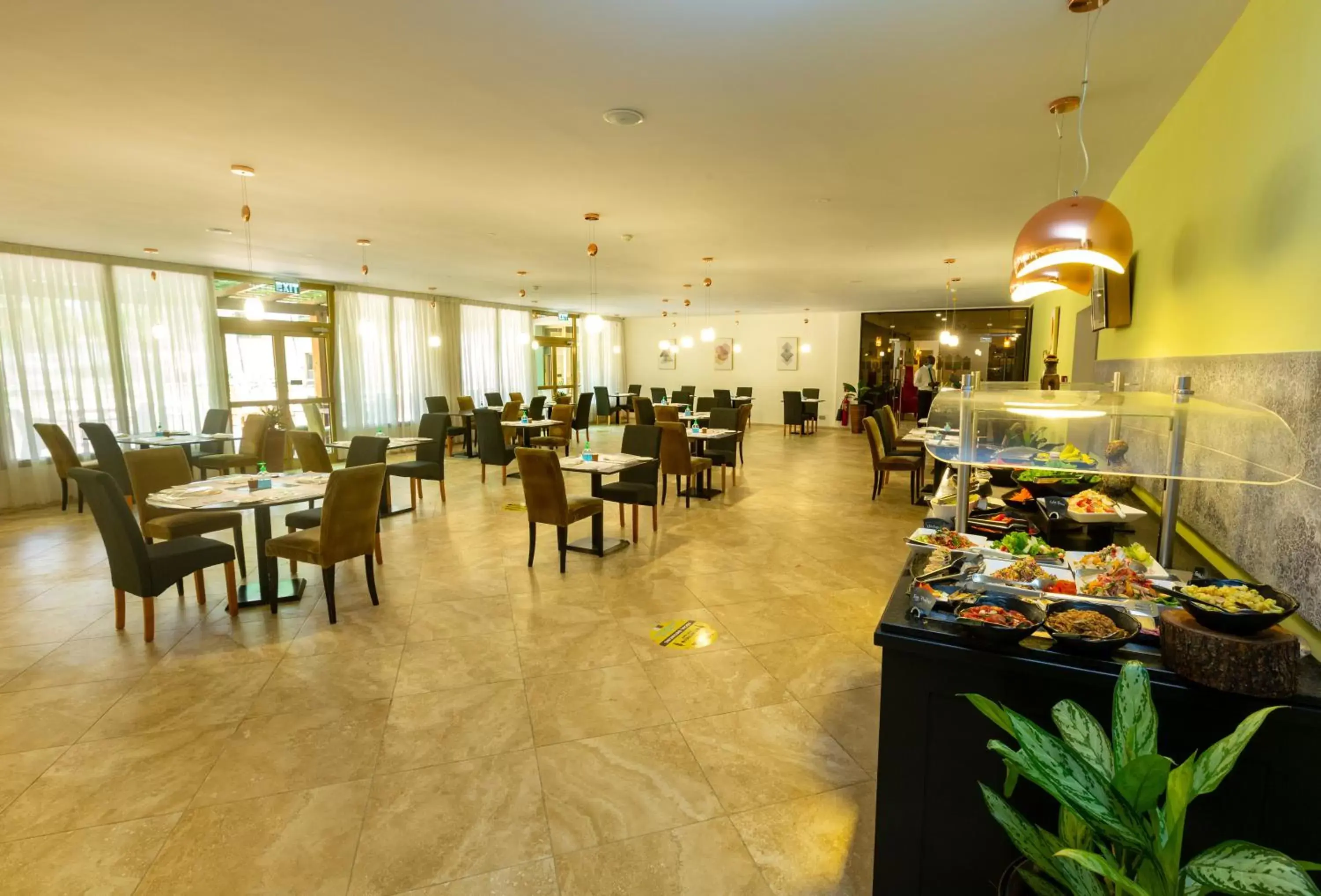 Restaurant/places to eat in Accra City Hotel Restaurant/places to eat in Accra City Hotel