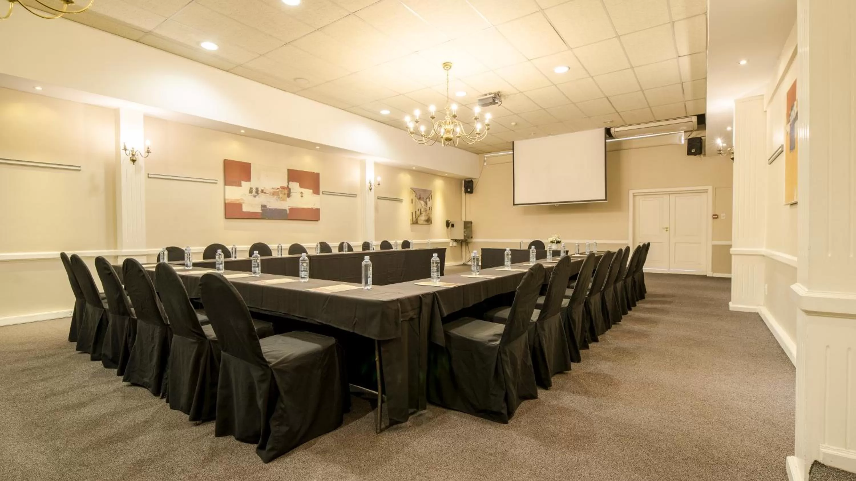 Business facilities in Hotel 224 & Apartments