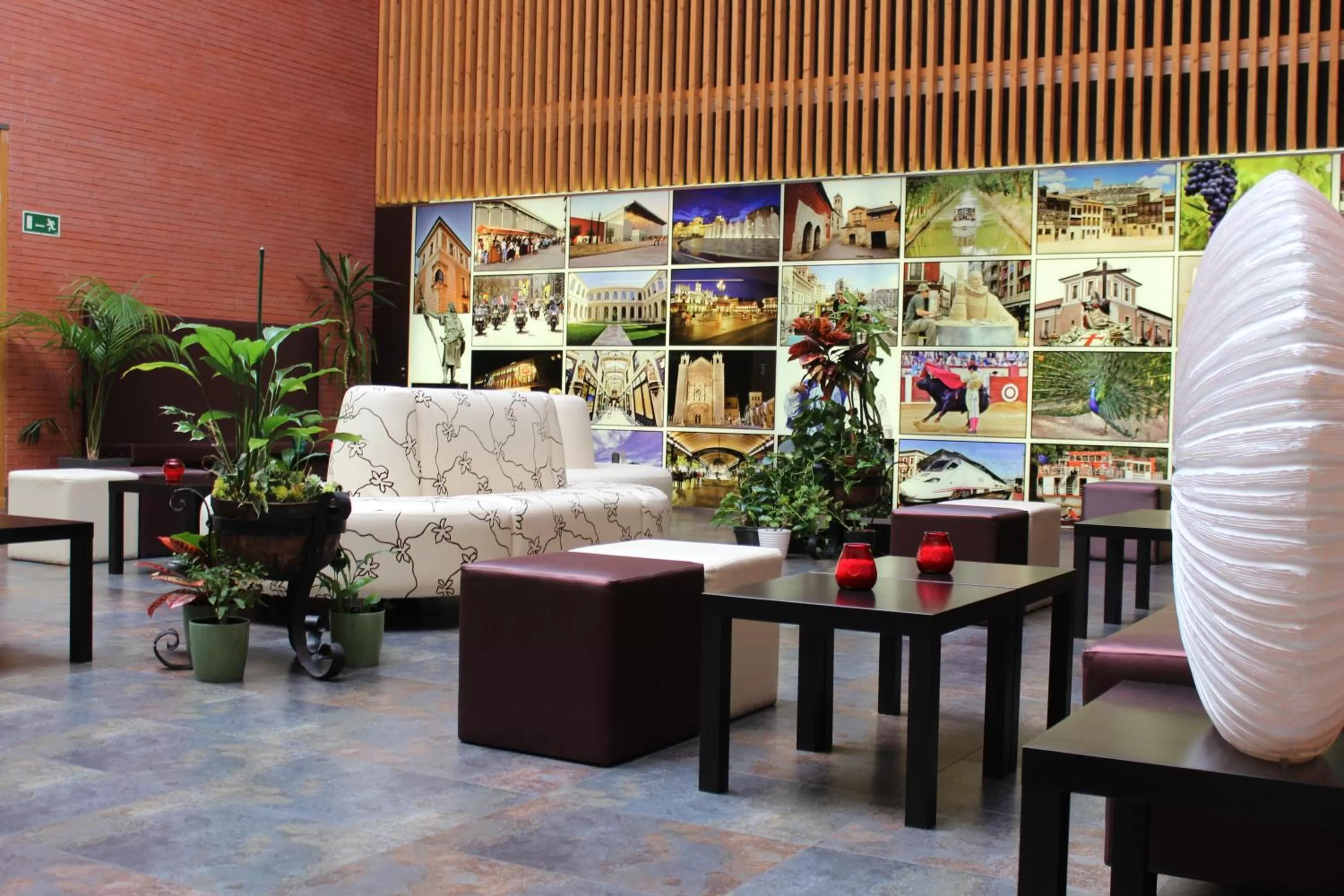 Living room in ELE Enara Boutique Hotel