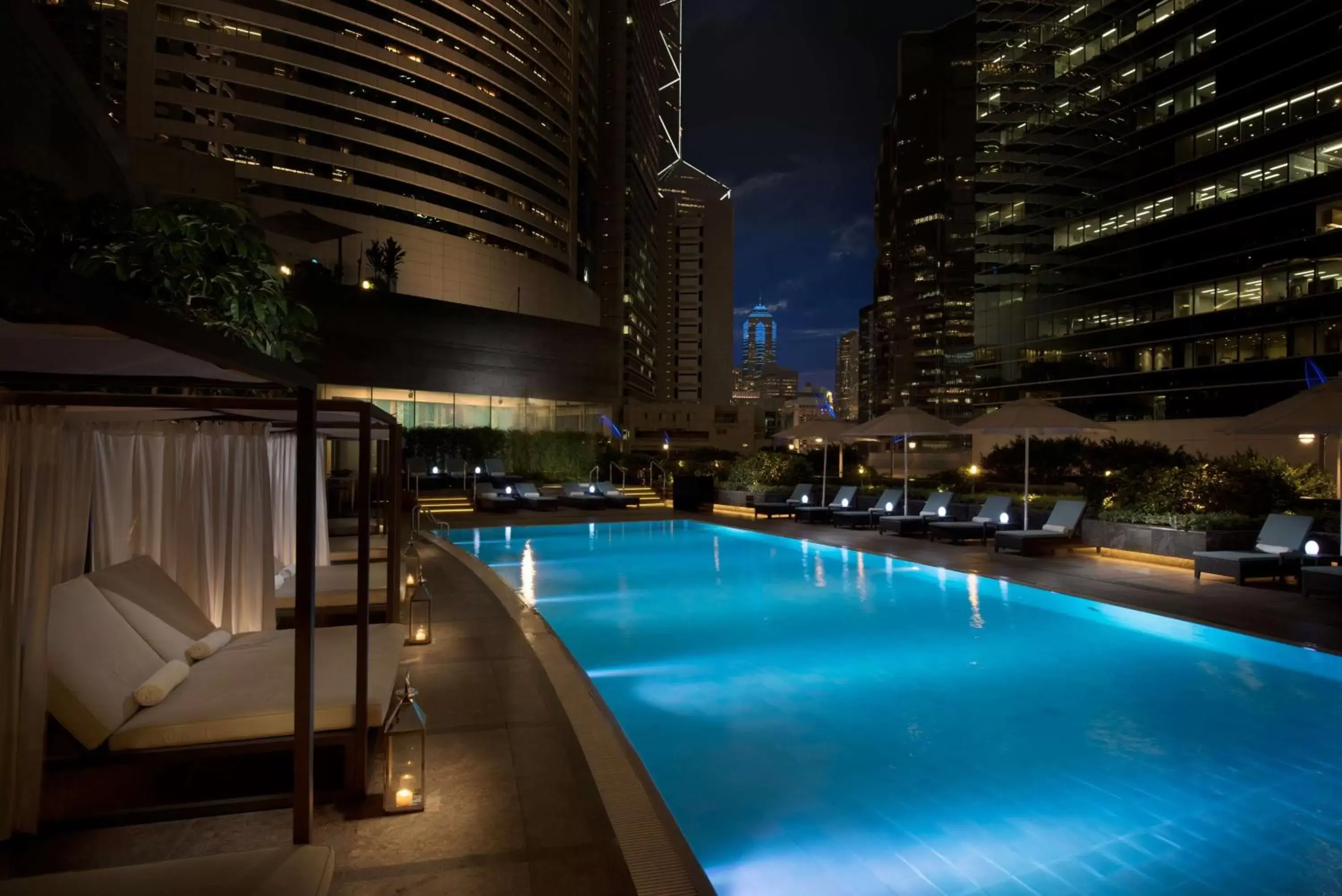 Pool view, Swimming Pool in Conrad Hong Kong