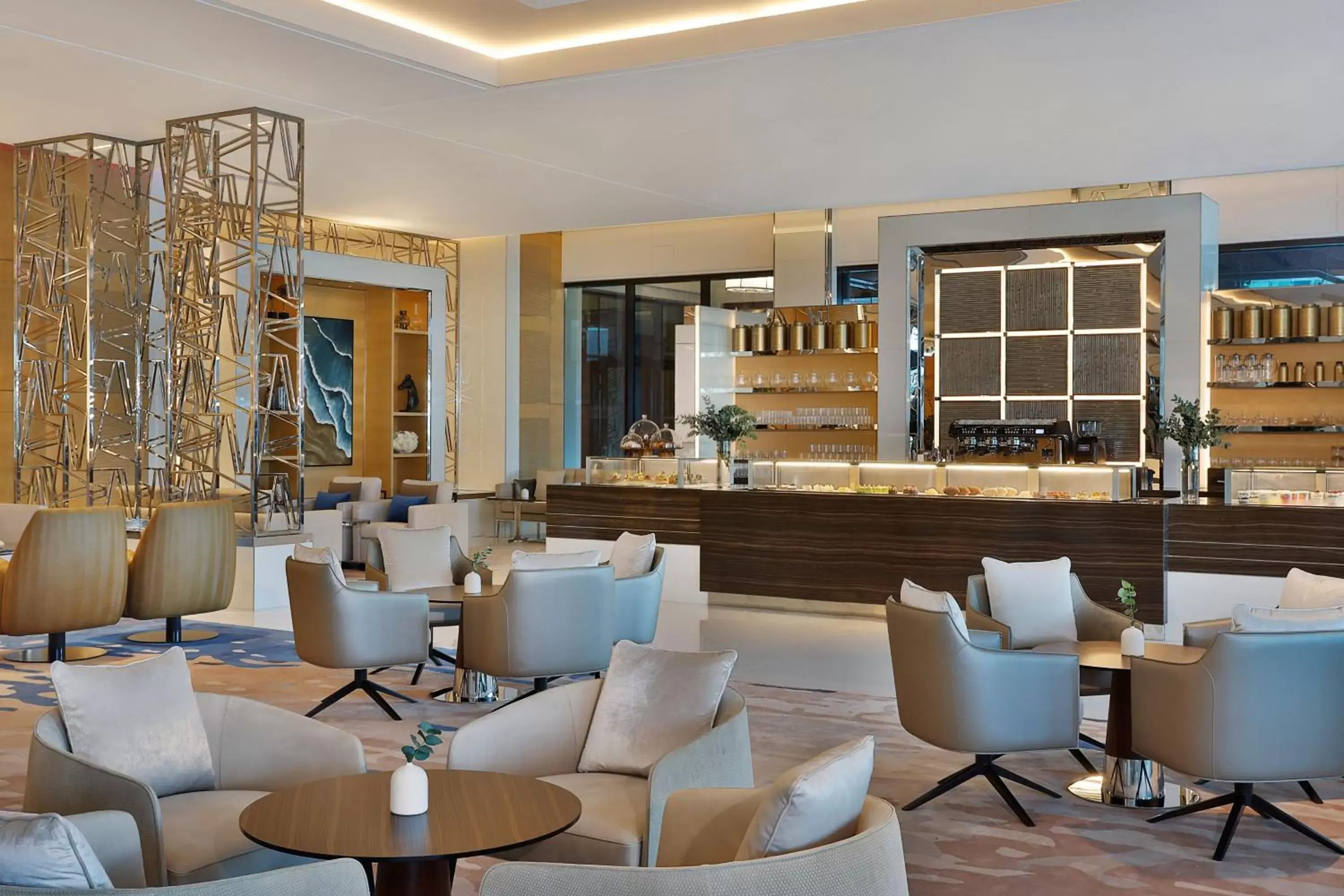 Lobby or reception, Restaurant/Places to Eat in Marriott Resort Palm Jumeirah, Dubai