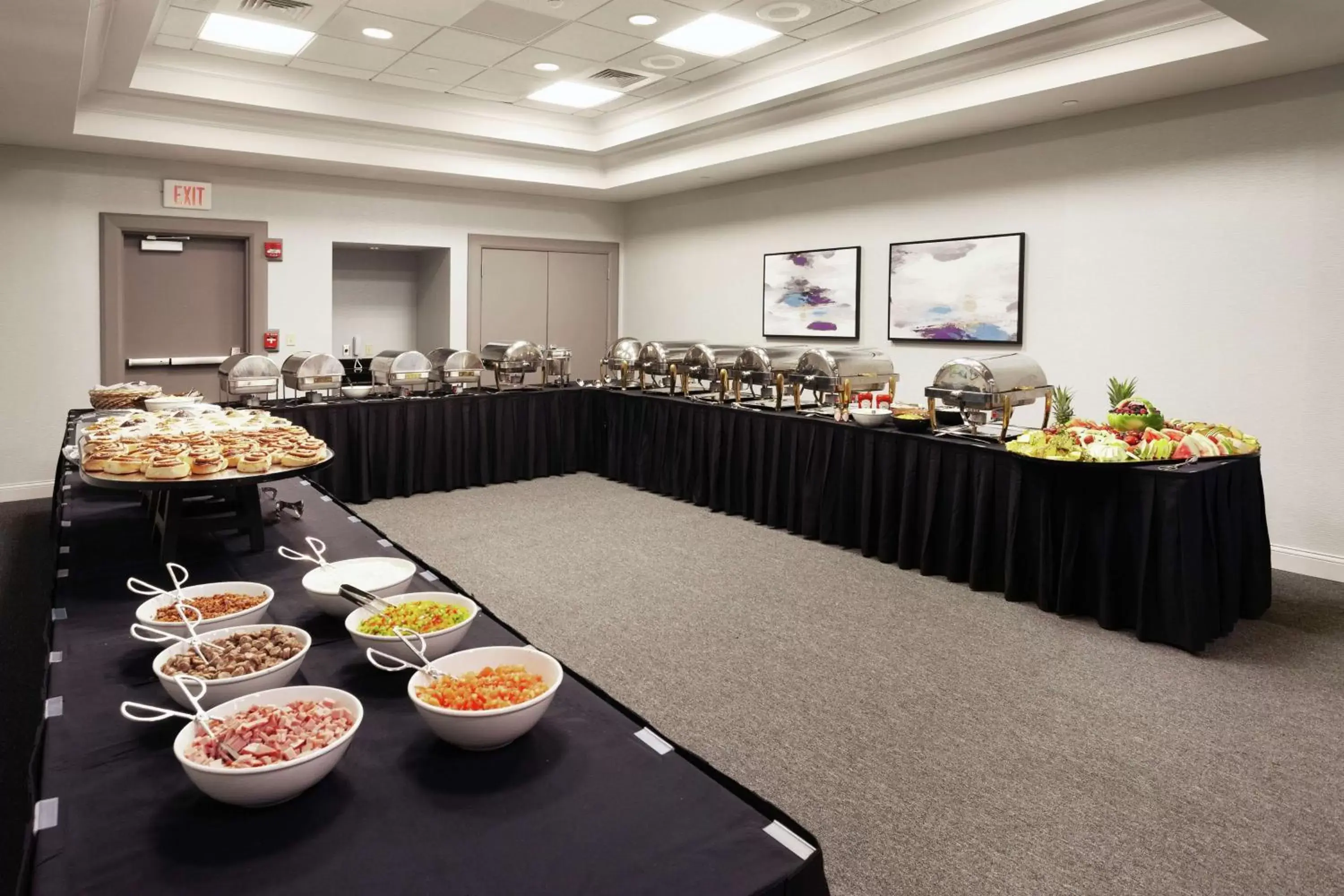 Dining area, Restaurant/Places to Eat in Hilton Garden Inn Evanston