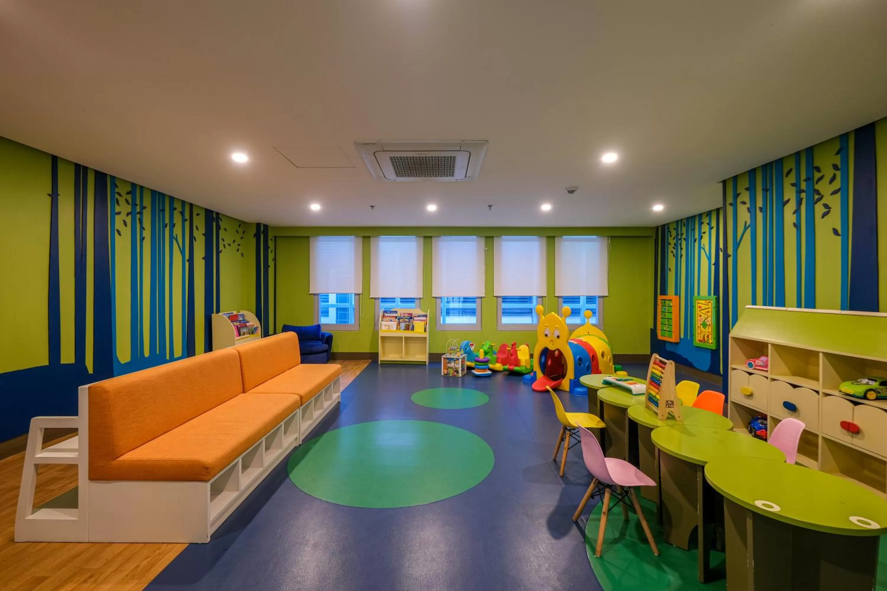 Kids's club in 1BR Suite in Uptown BGC