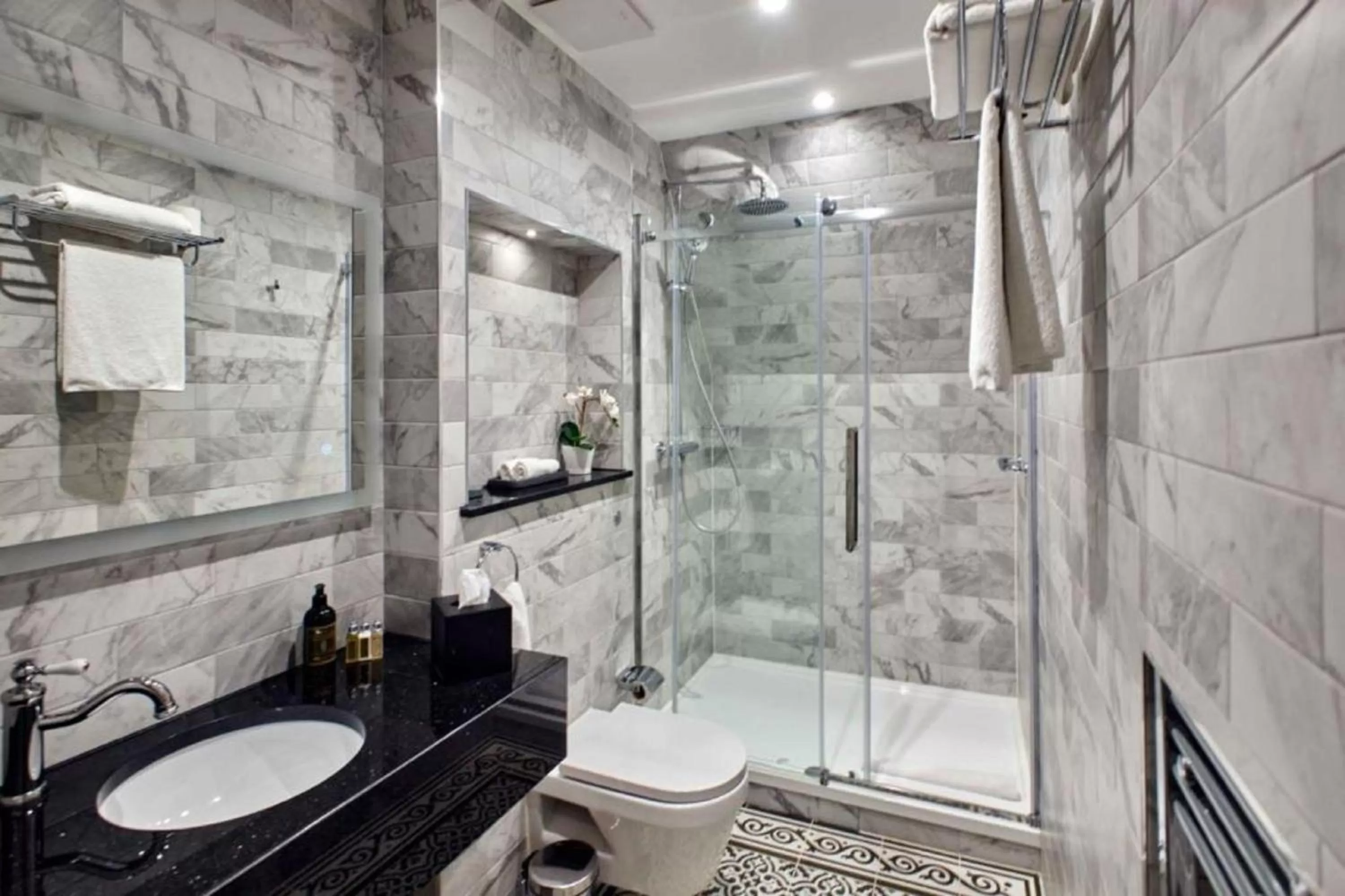 Bathroom in The Lansbury Heritage Hotel By Sunday - Canary Wharf London