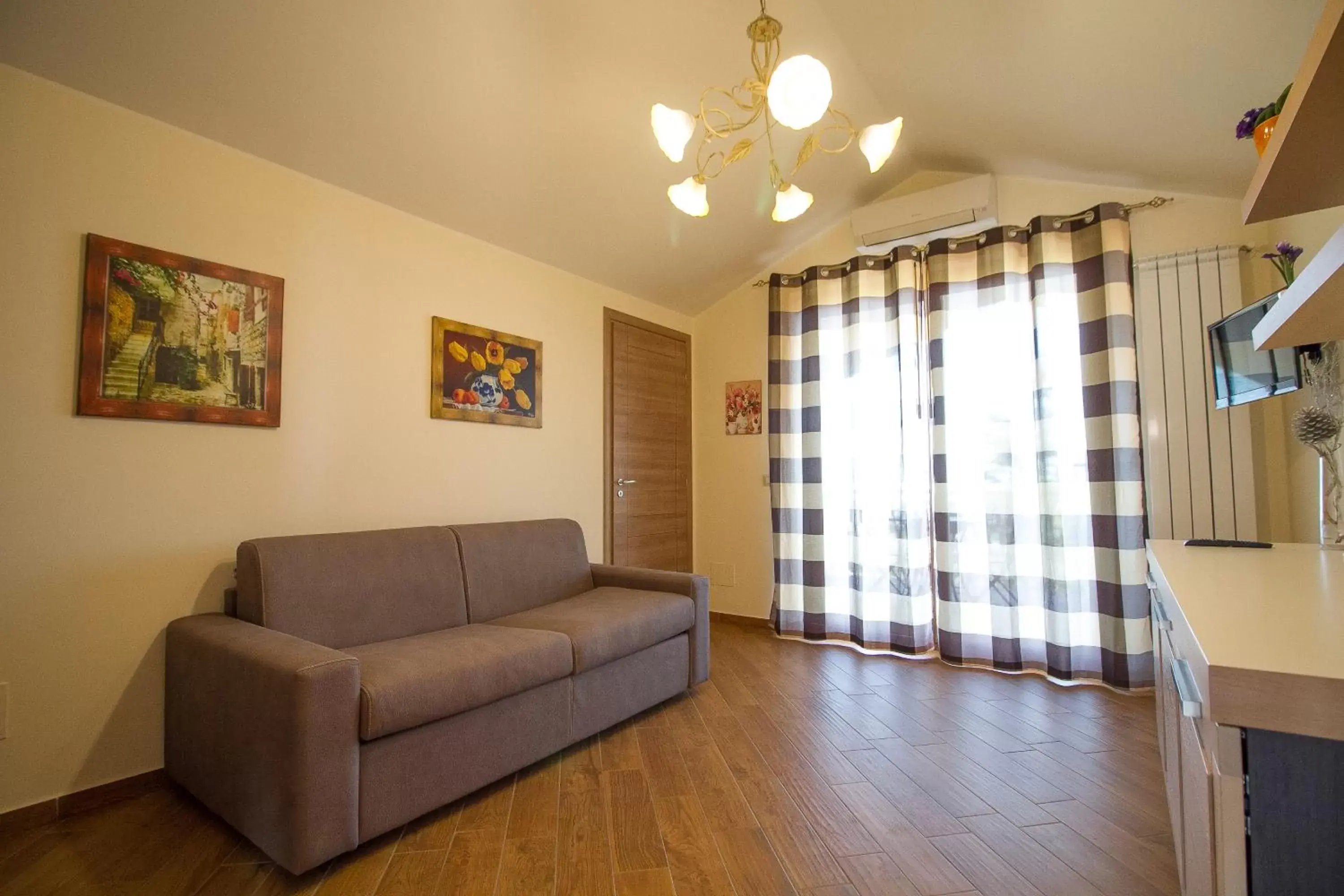 Living room in Etna Royal View Living room in Etna Royal View