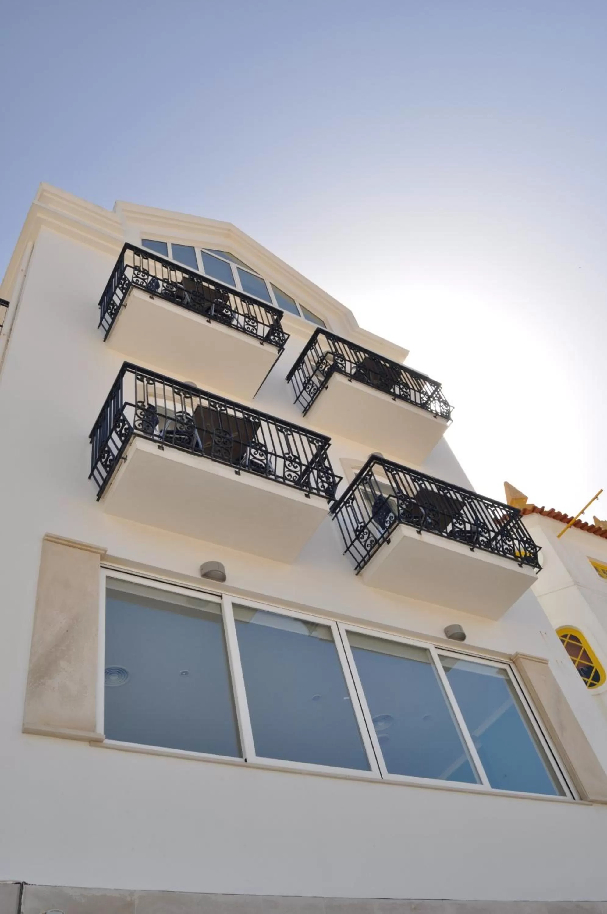 Facade/entrance in Hotel Mar Bravo