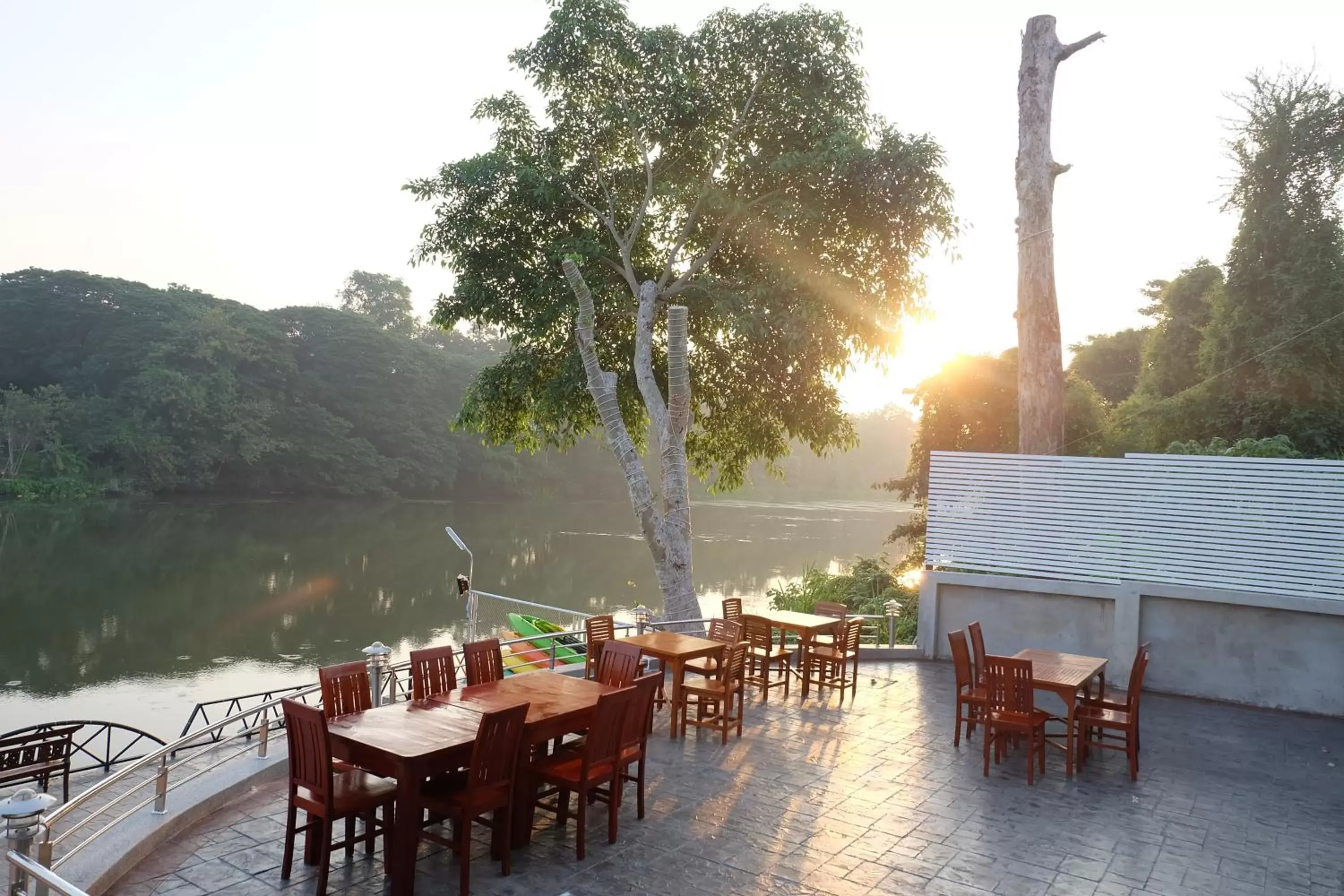 Property building, Restaurant/Places to Eat in Princess River Kwai Hotel