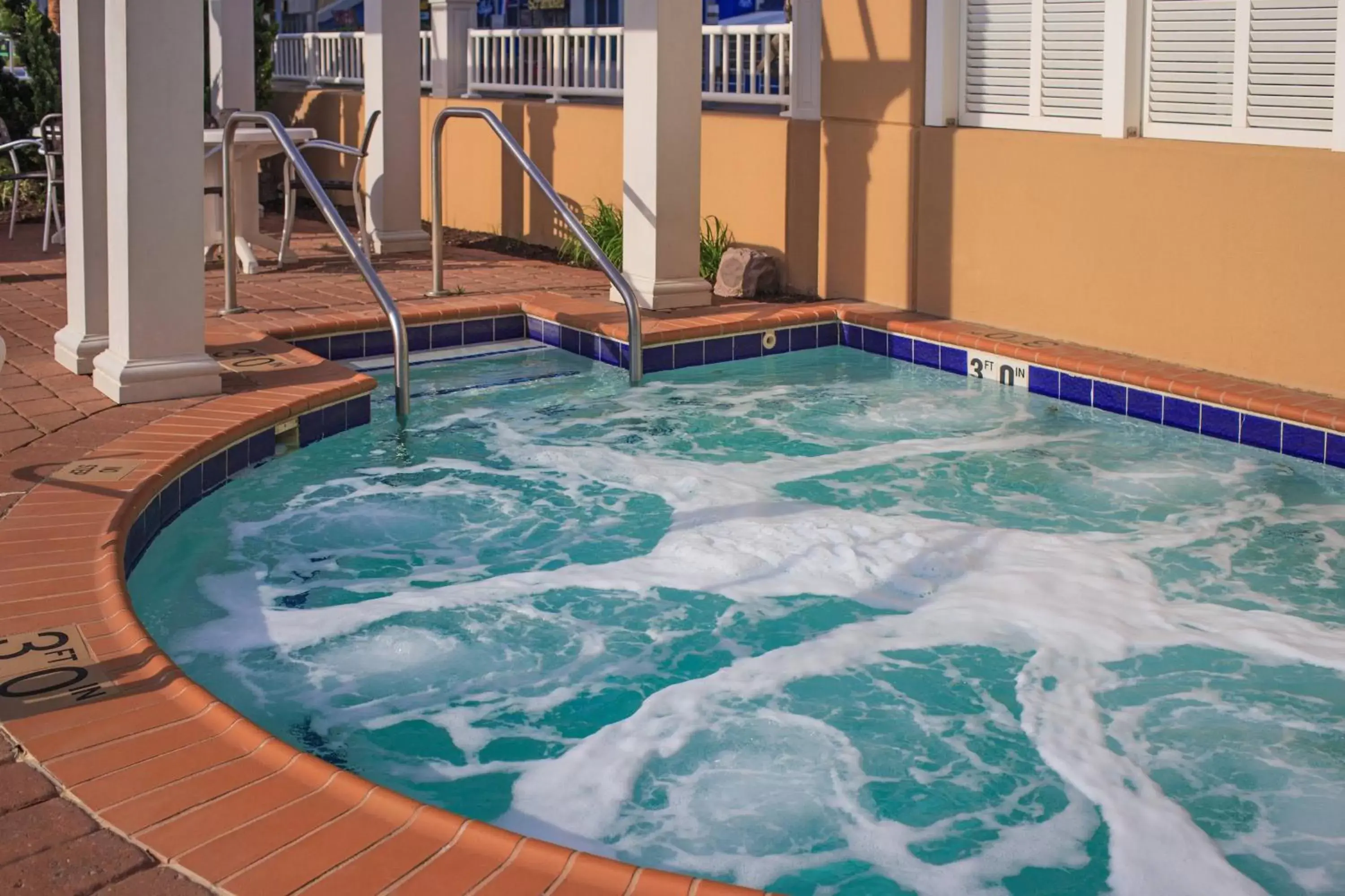Beach, Swimming Pool in SpringHill Suites by Marriott Virginia Beach Oceanfront