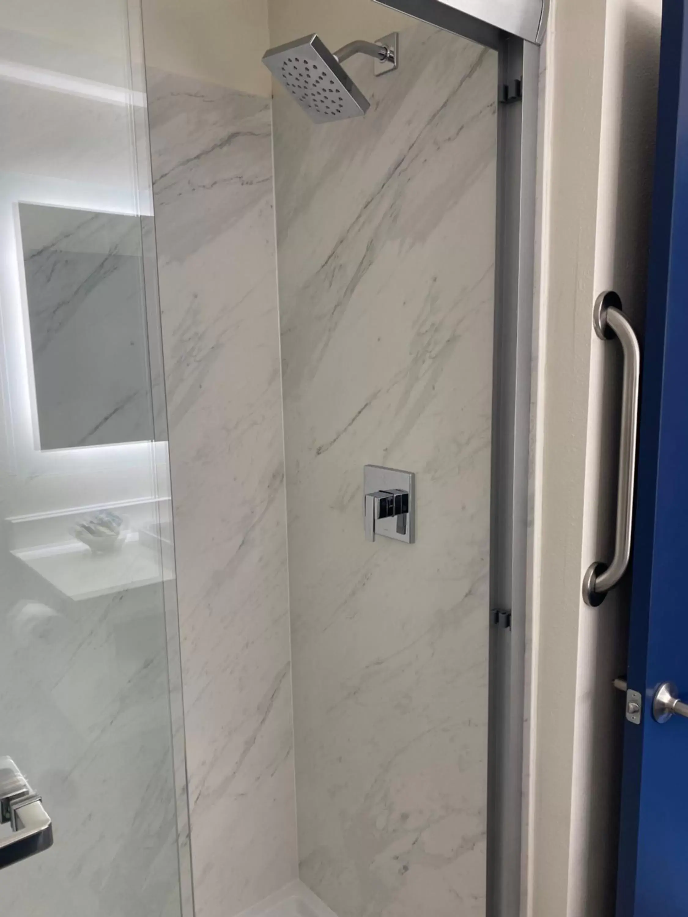 Double Room with Patio in Bandon Inn Double Room with Patio in Bandon Inn