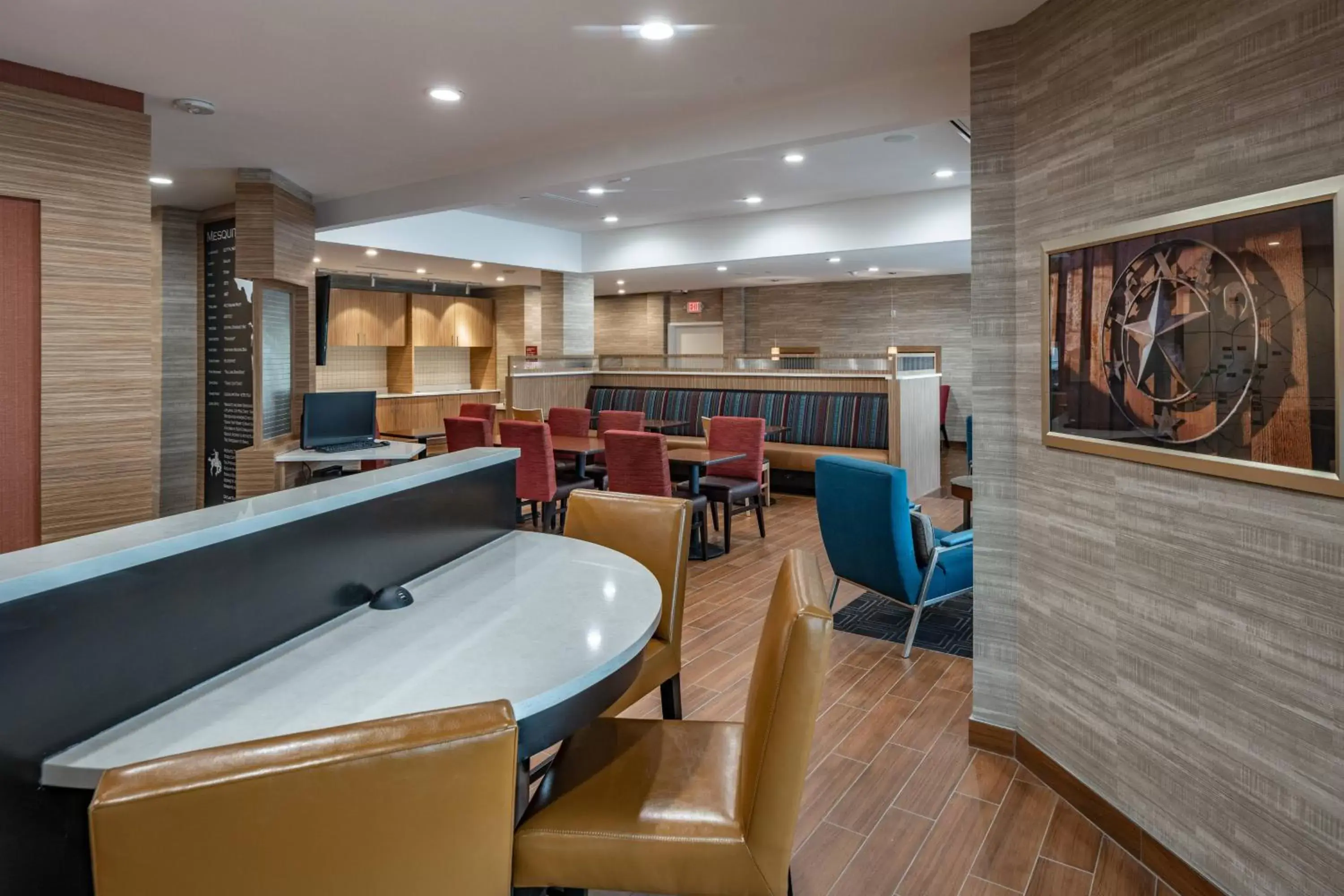 Lobby or reception, Restaurant/Places to Eat in TownePlace Suites by Marriott Dallas Mesquite