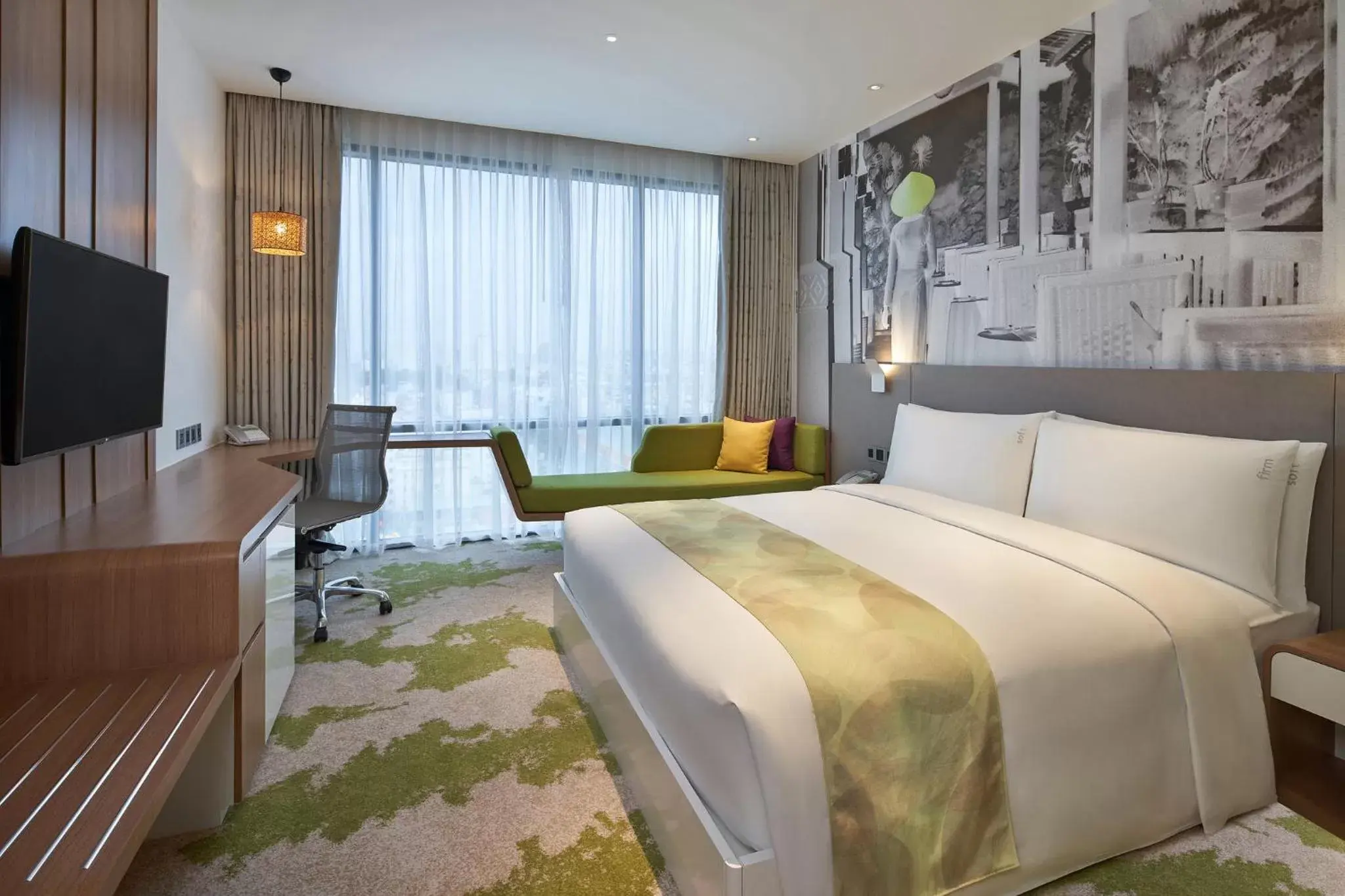 Photo of the whole room, Bed in Holiday Inn & Suites Saigon Airport, an IHG Hotel