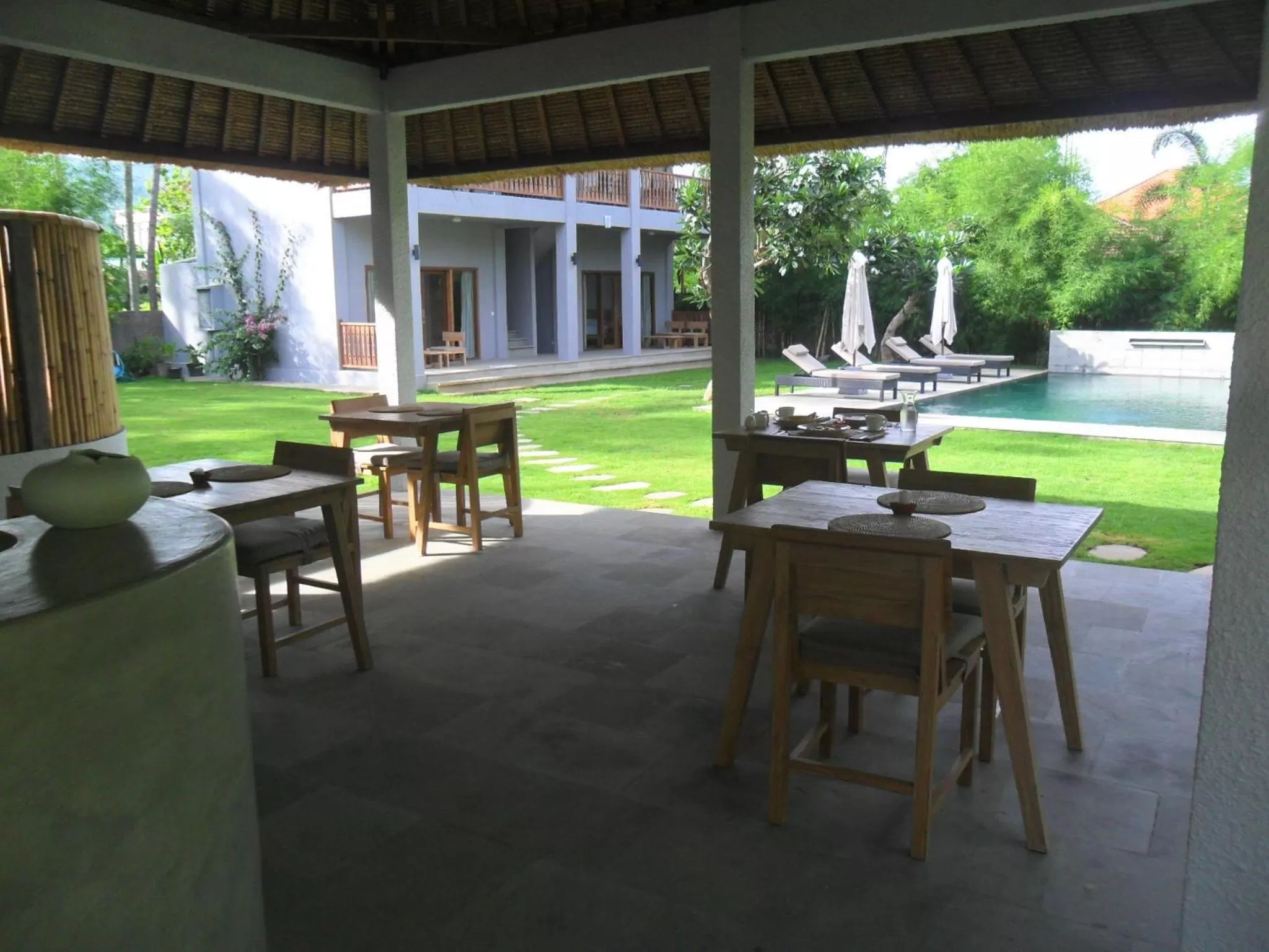 Restaurant/places to eat in Ju'Blu Hotel