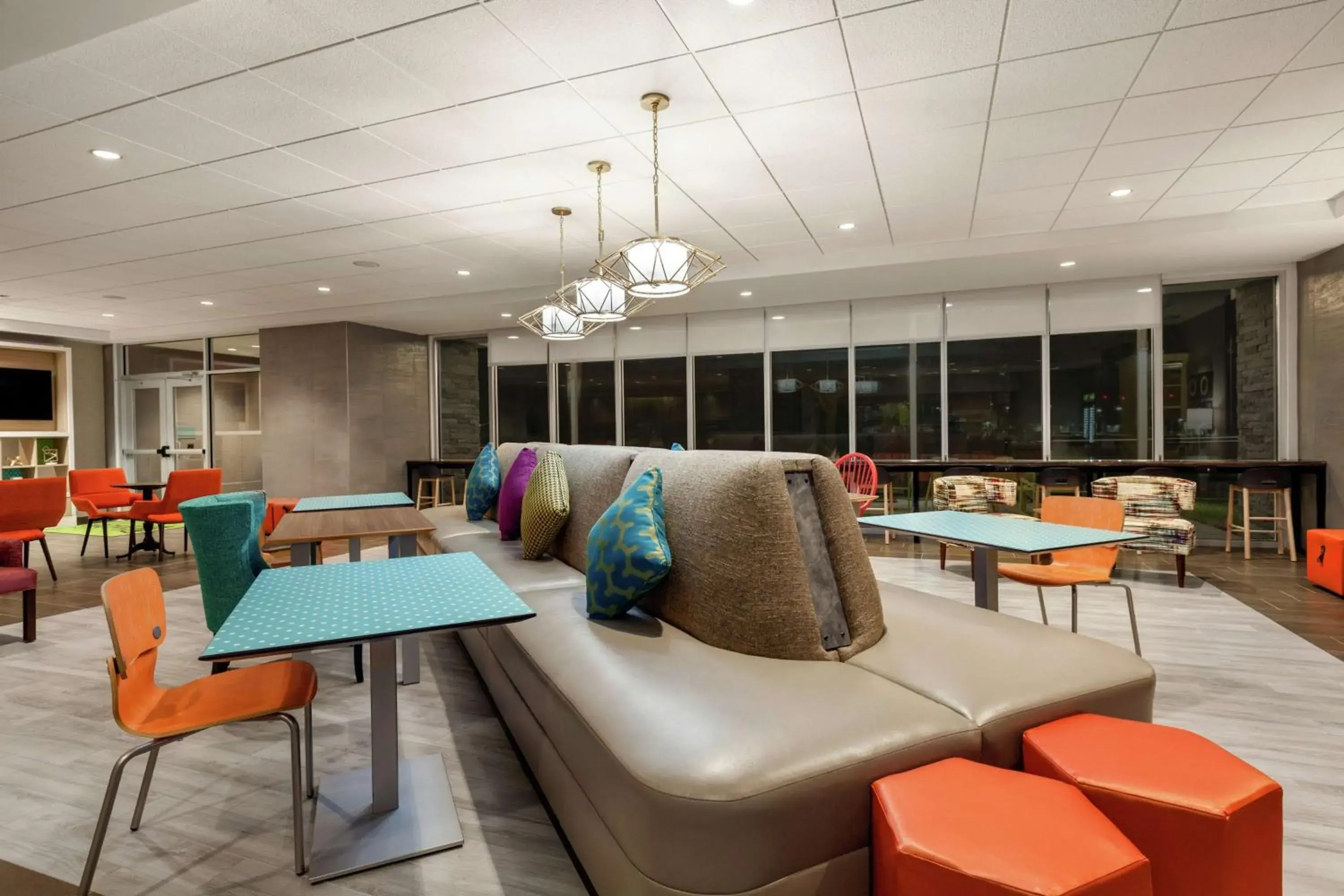 Lobby or reception, Restaurant/Places to Eat in Home2 Suites by Hilton Sarasota - Bradenton Airport, FL