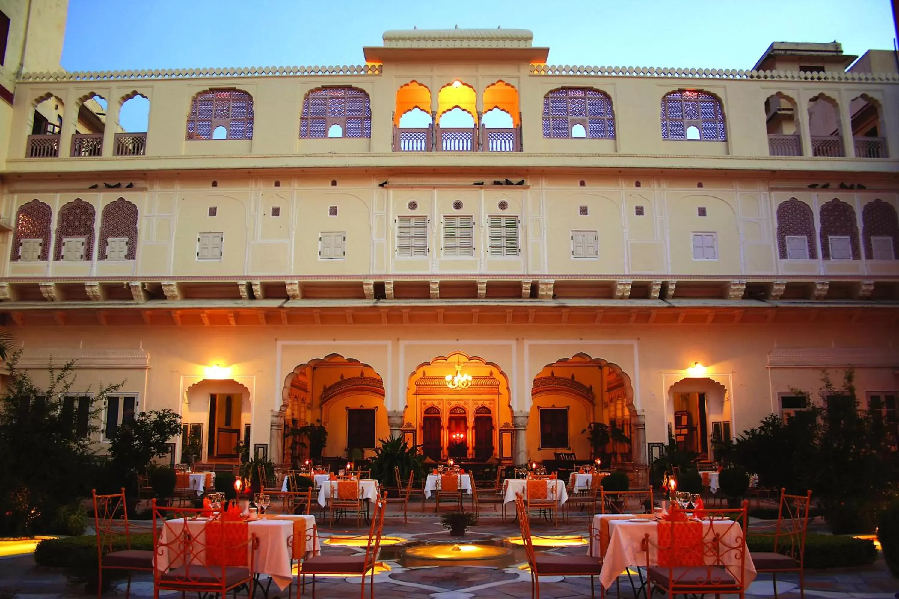Restaurant/places to eat in Samode Haveli Restaurant/places to eat in Samode Haveli