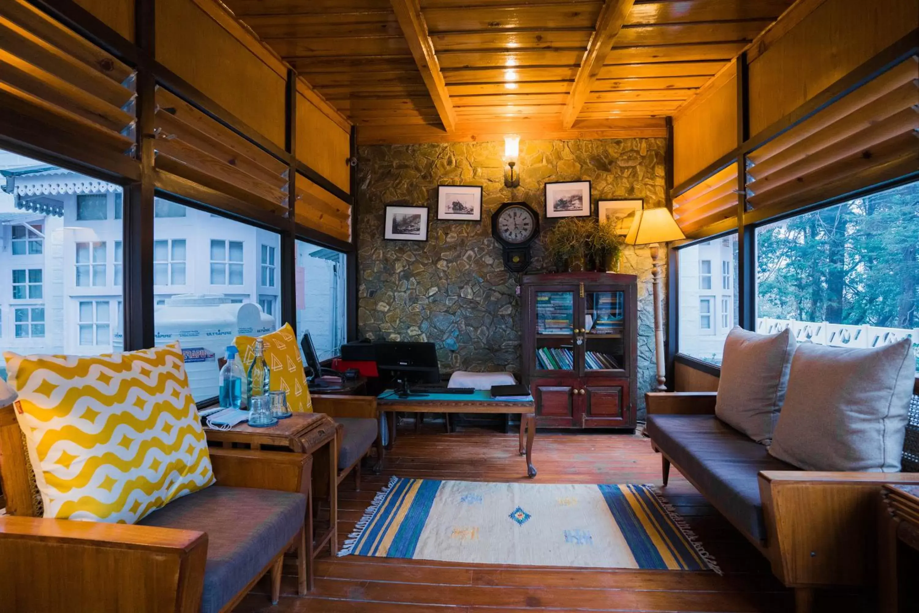 Lobby or reception, Seating Area in Bhikampur Lodge By Howard Lobby or reception, Seating Area in Bhikampur Lodge By Howard