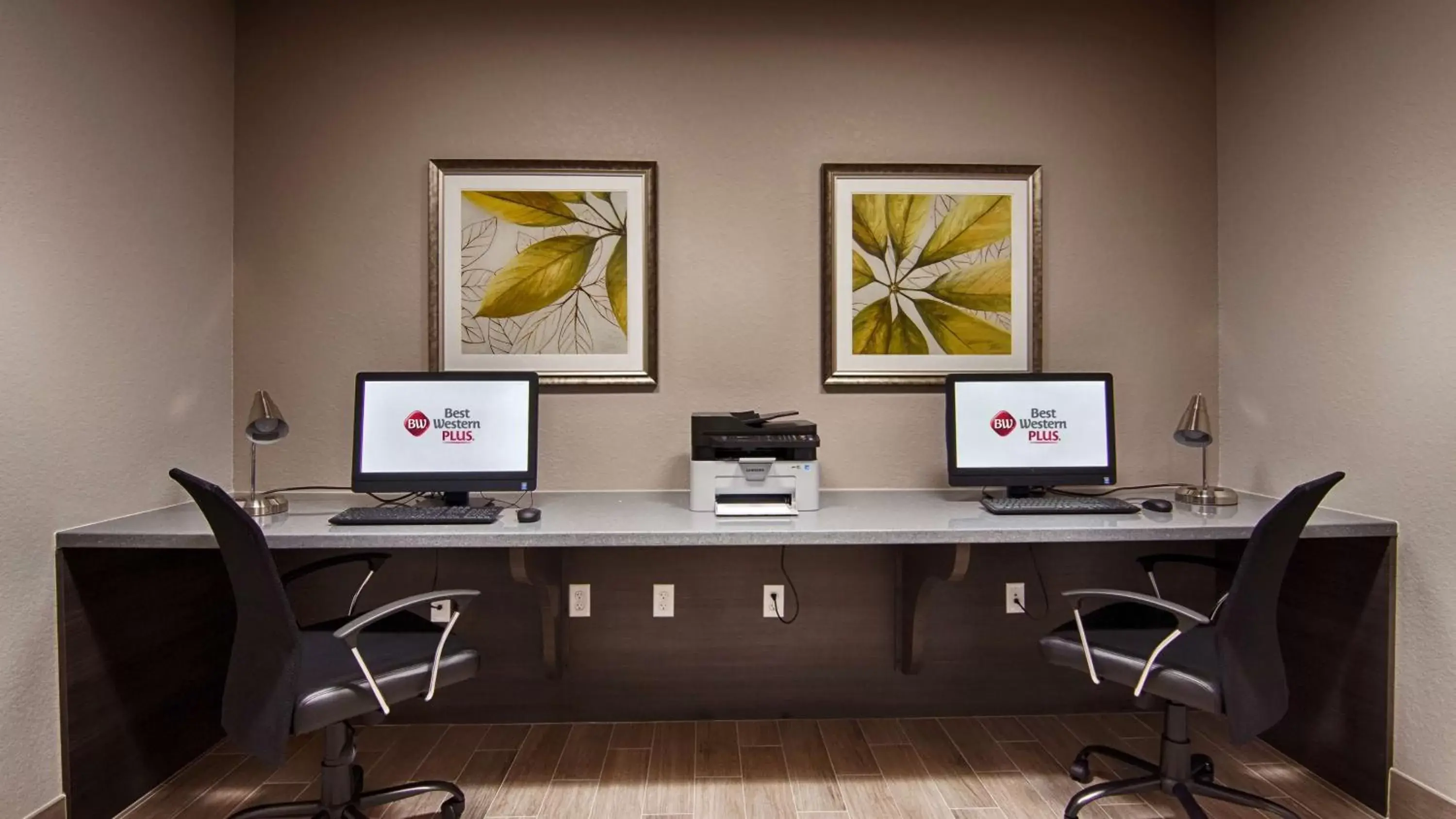 On site, Business Area/Conference Room in Best Western Plus College Station Inn & Suites