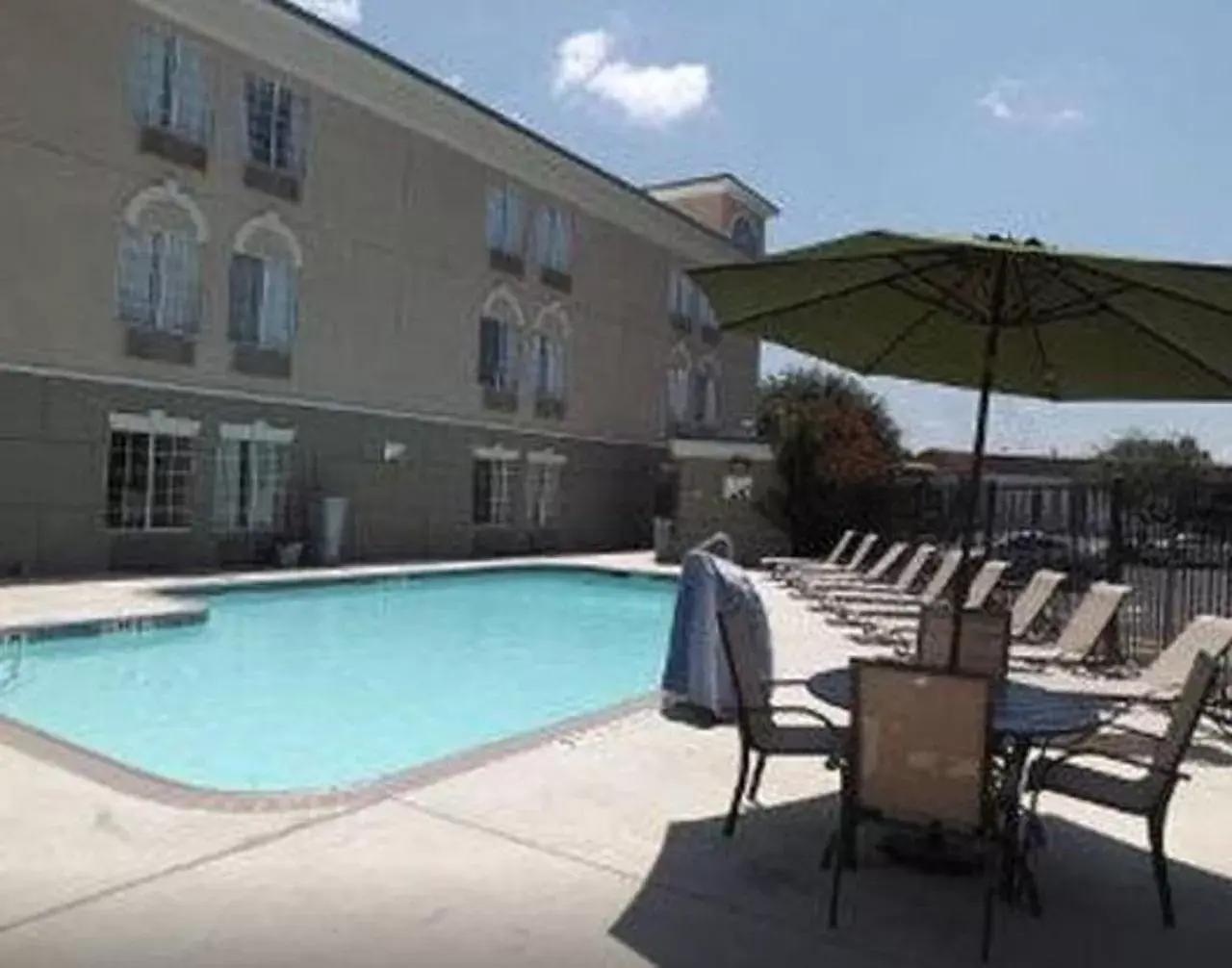 Swimming Pool in Wingate by Wyndham San Marcos