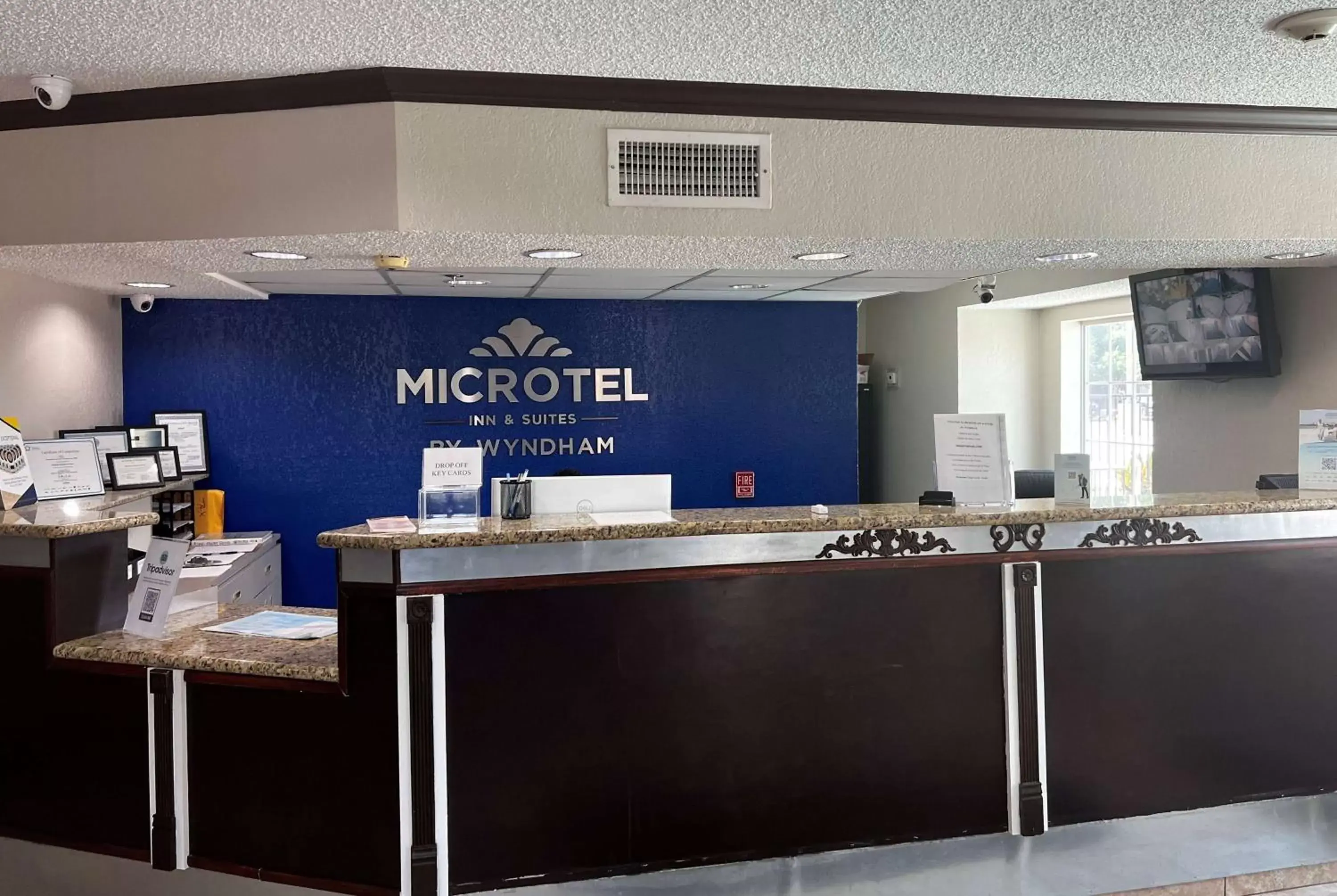 Lobby or reception, Lobby/Reception in Microtel Inn & Suites by Wyndham Houston/Webster/Nasa/Clearlake