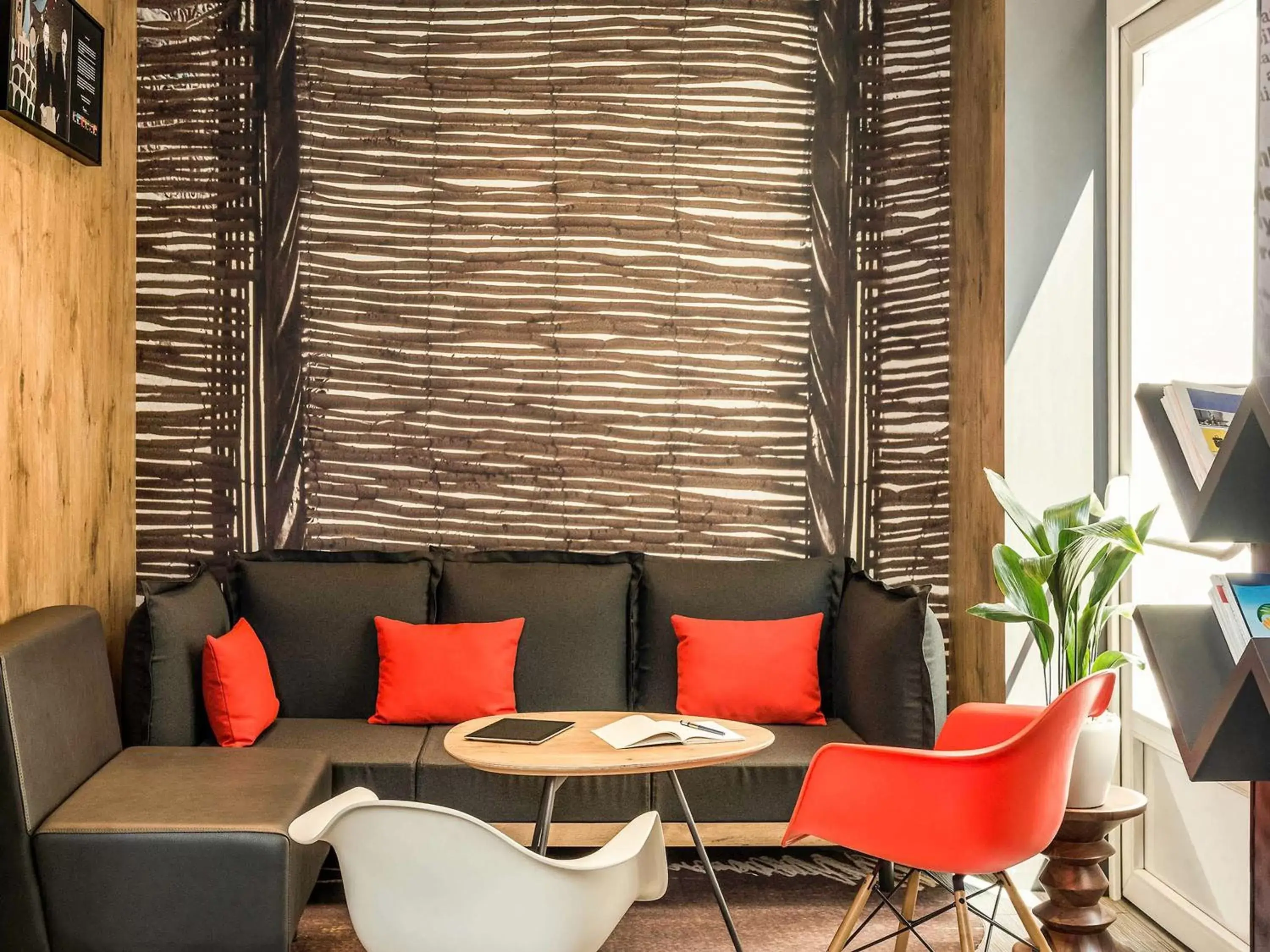 Property building in ibis Paris Boulogne Billancourt Property building in ibis Paris Boulogne Billancourt