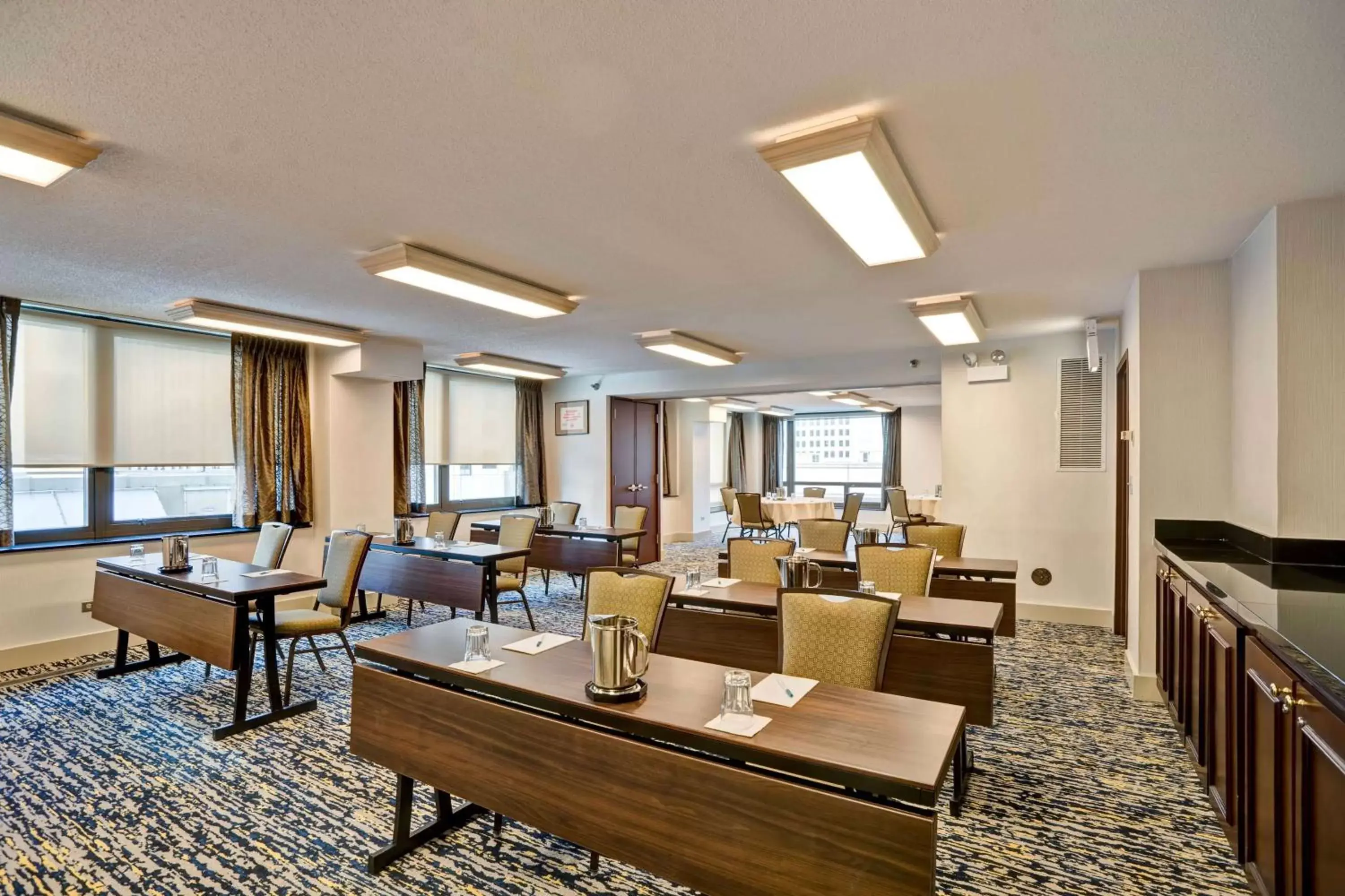 Meeting/conference room in Homewood Suites by Hilton Chicago Downtown