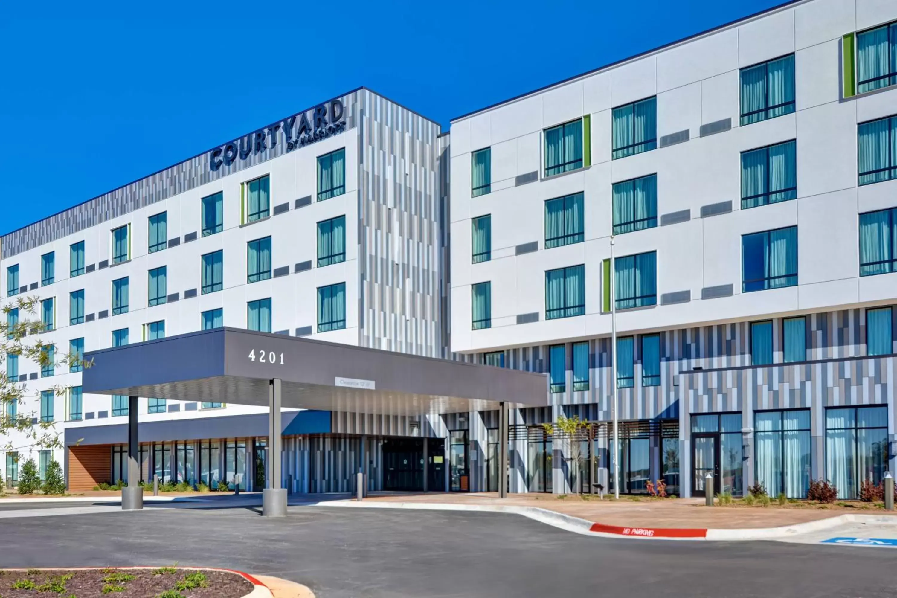 Property Building in Courtyard by Marriott Bentonville Rogers Promenade