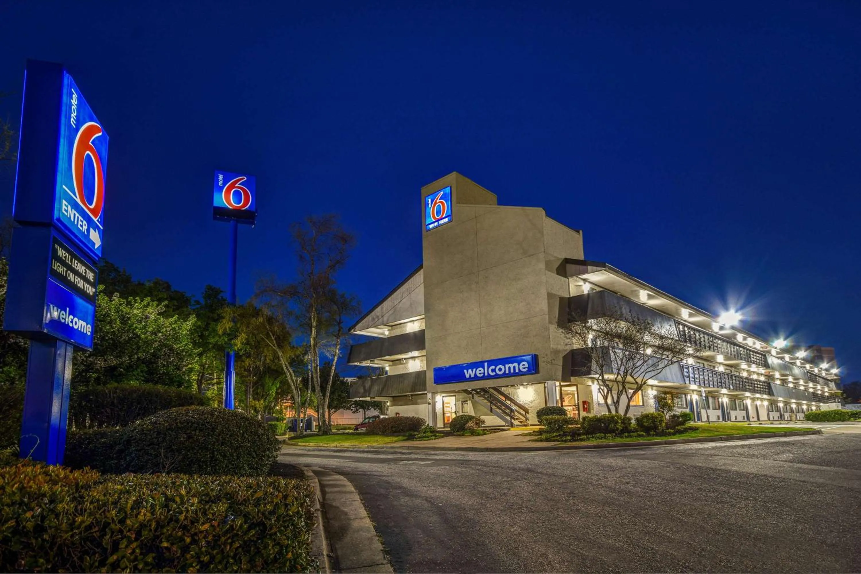 Property building in Motel 6-Memphis, TN - Downtown
