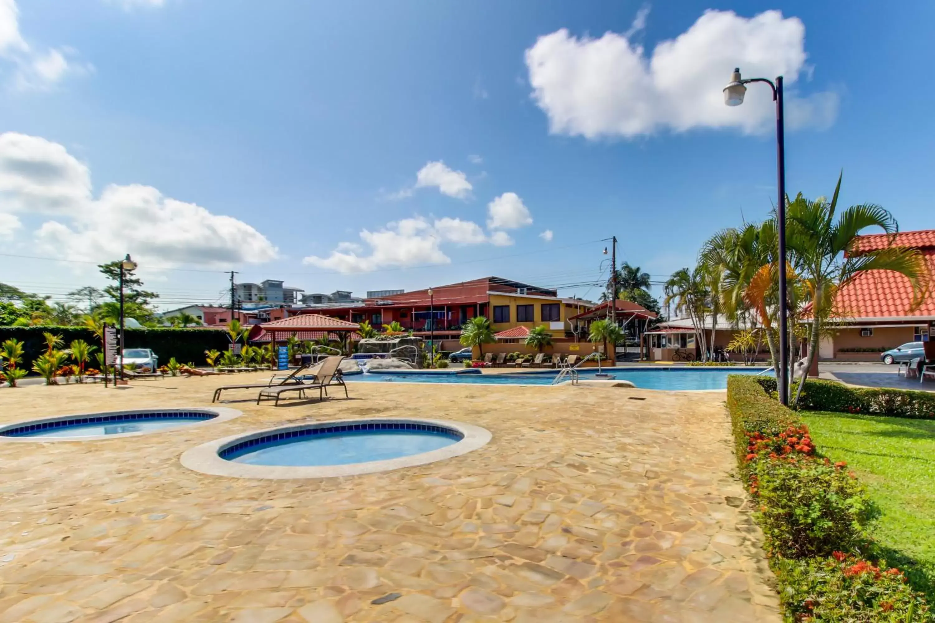 Swimming Pool in Villa Paraíso