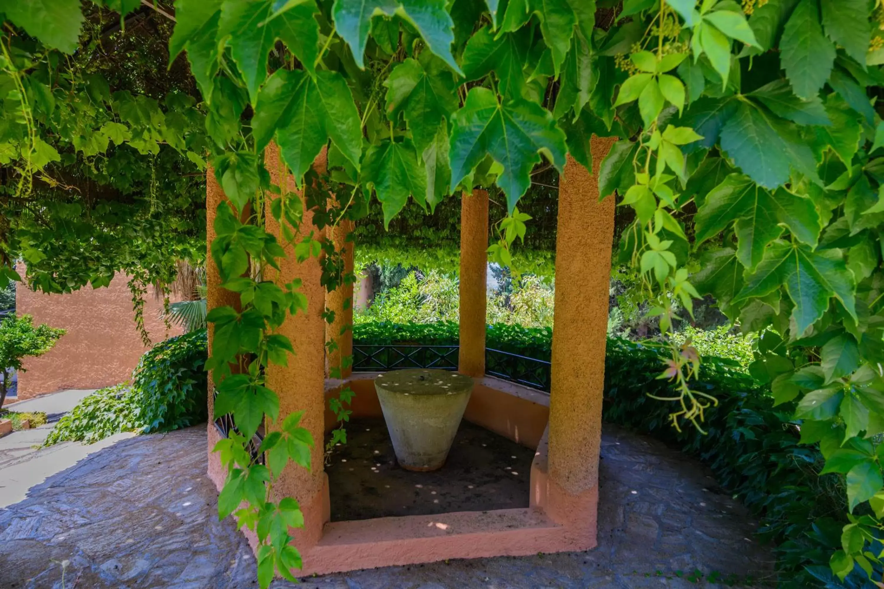 Garden in Hotel Rural Sierra Tejeda