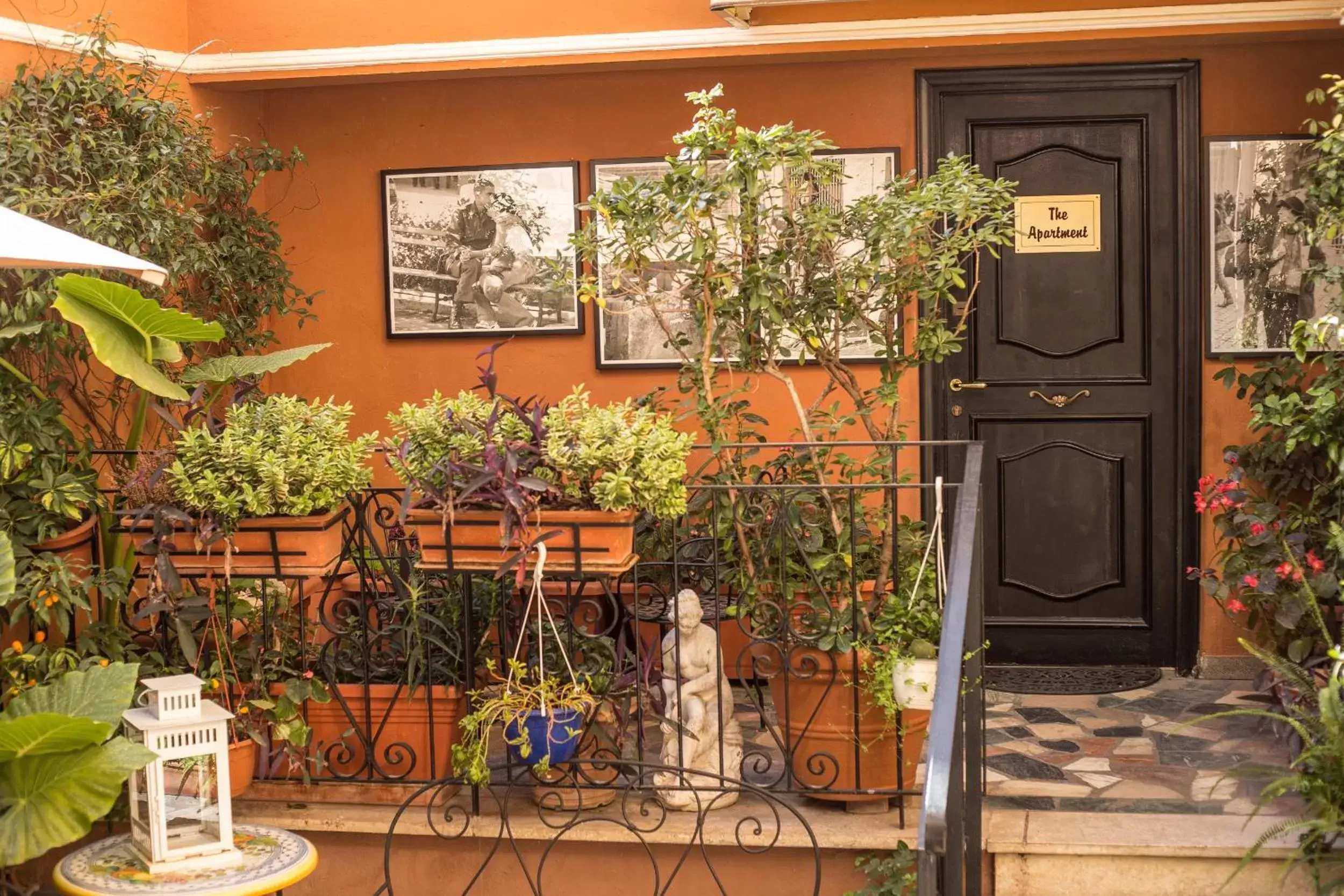 Garden in Hotel Modigliani