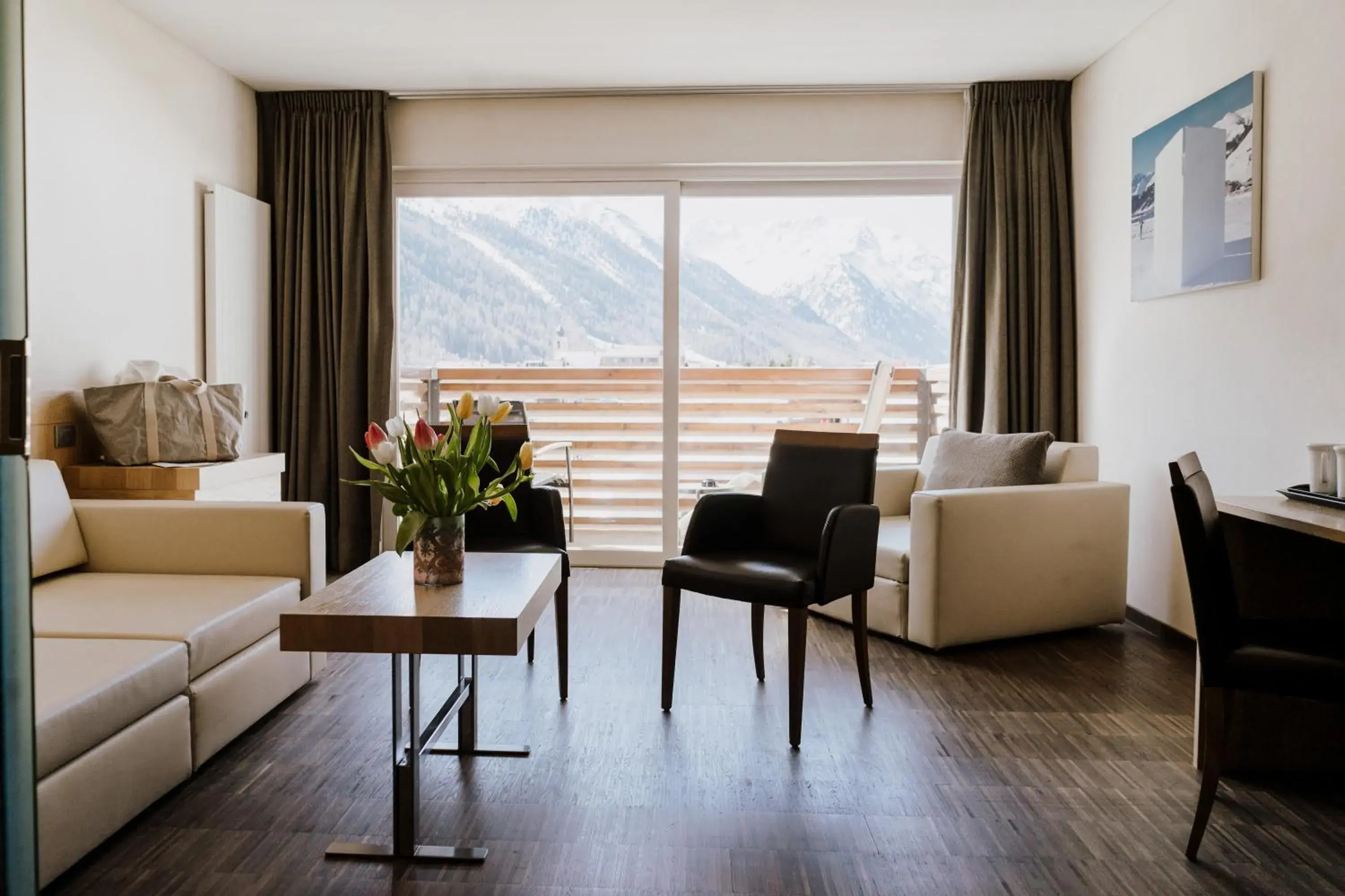 Living room, Seating Area in Hotel Lac Salin Spa & Mountain Resort